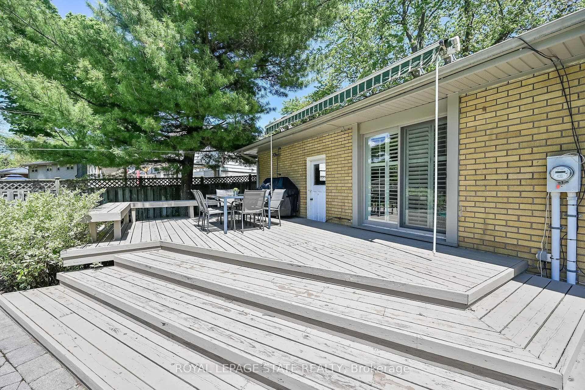 128 Oneida Boulevard