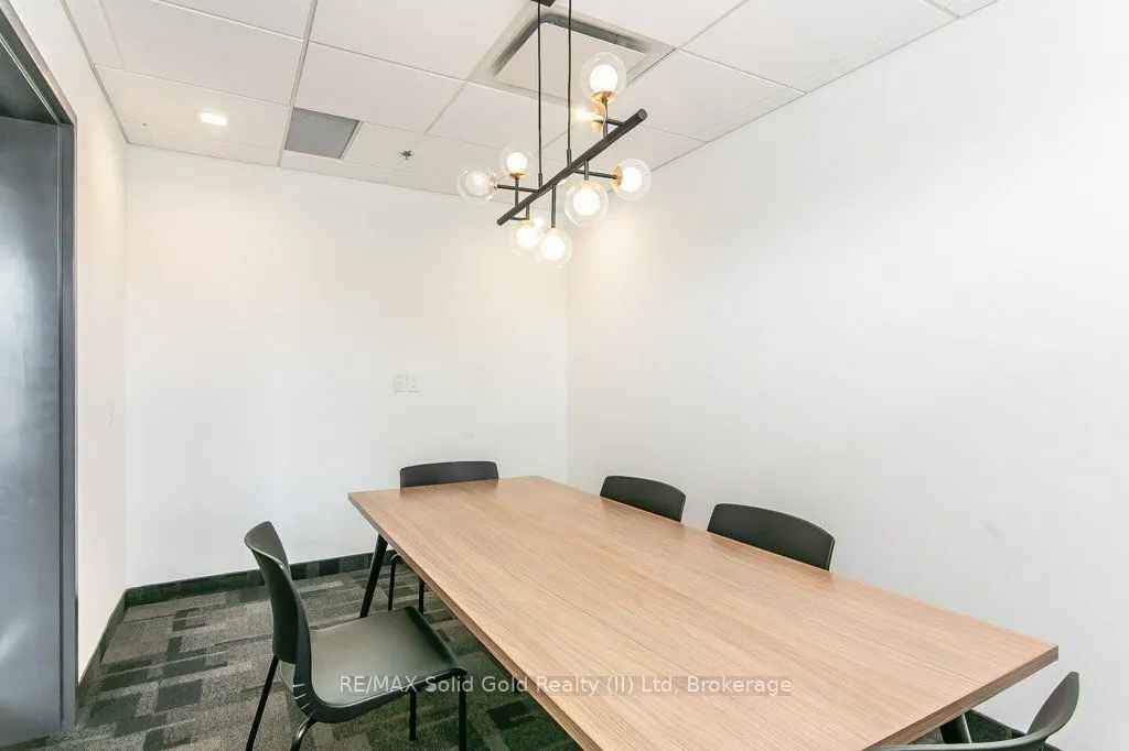251 Northfield Drive E, #102