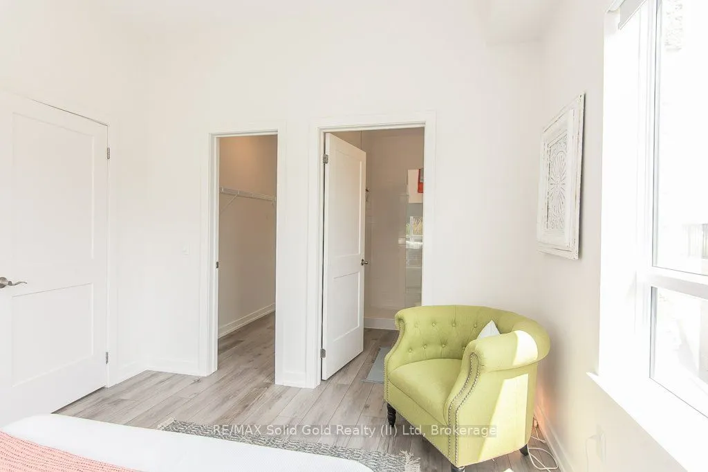 251 Northfield Drive E, #102