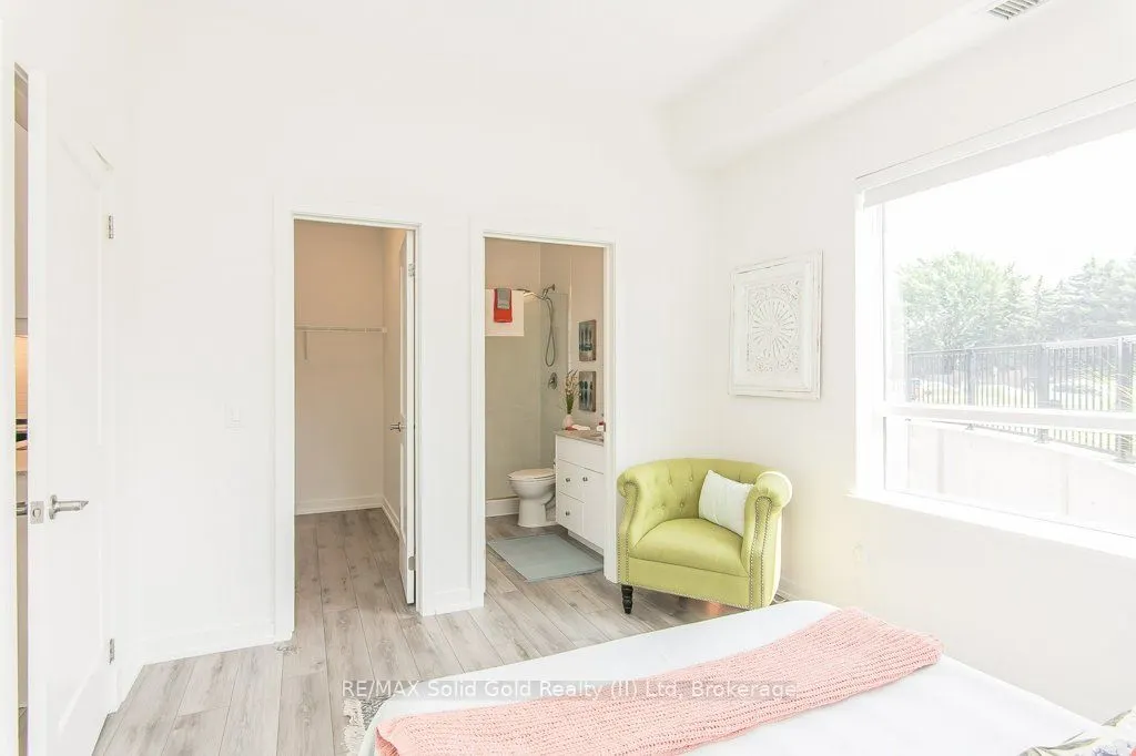 251 Northfield Drive E, #102