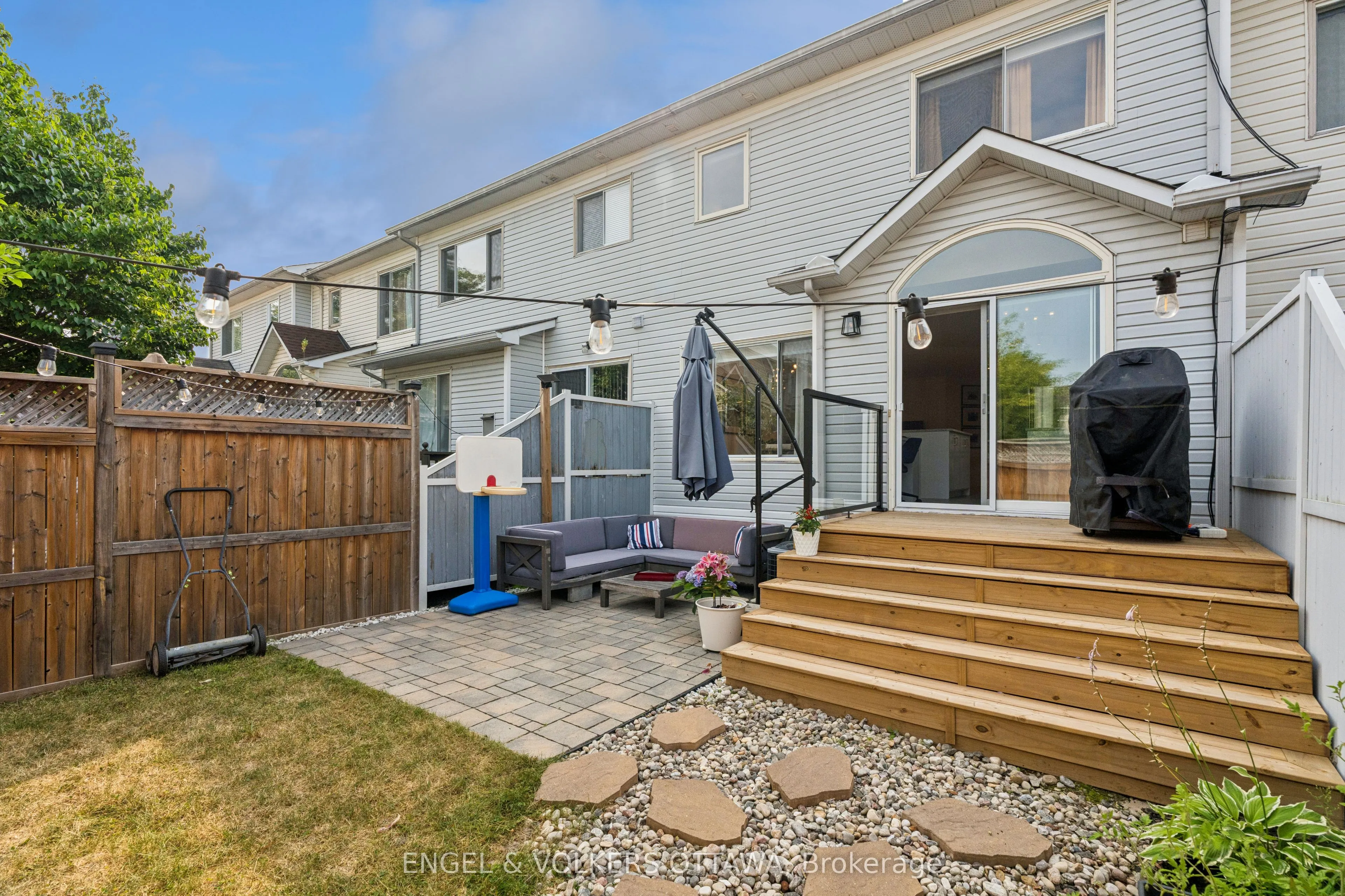 6285 Sablewood Place