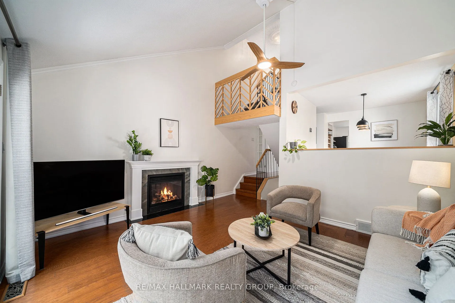 26 Aldgate Crescent