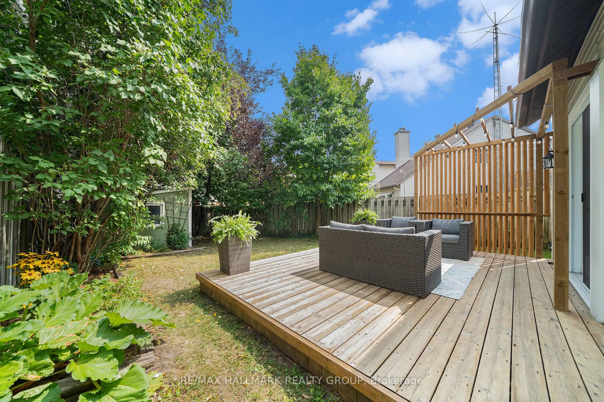 26 Aldgate Crescent