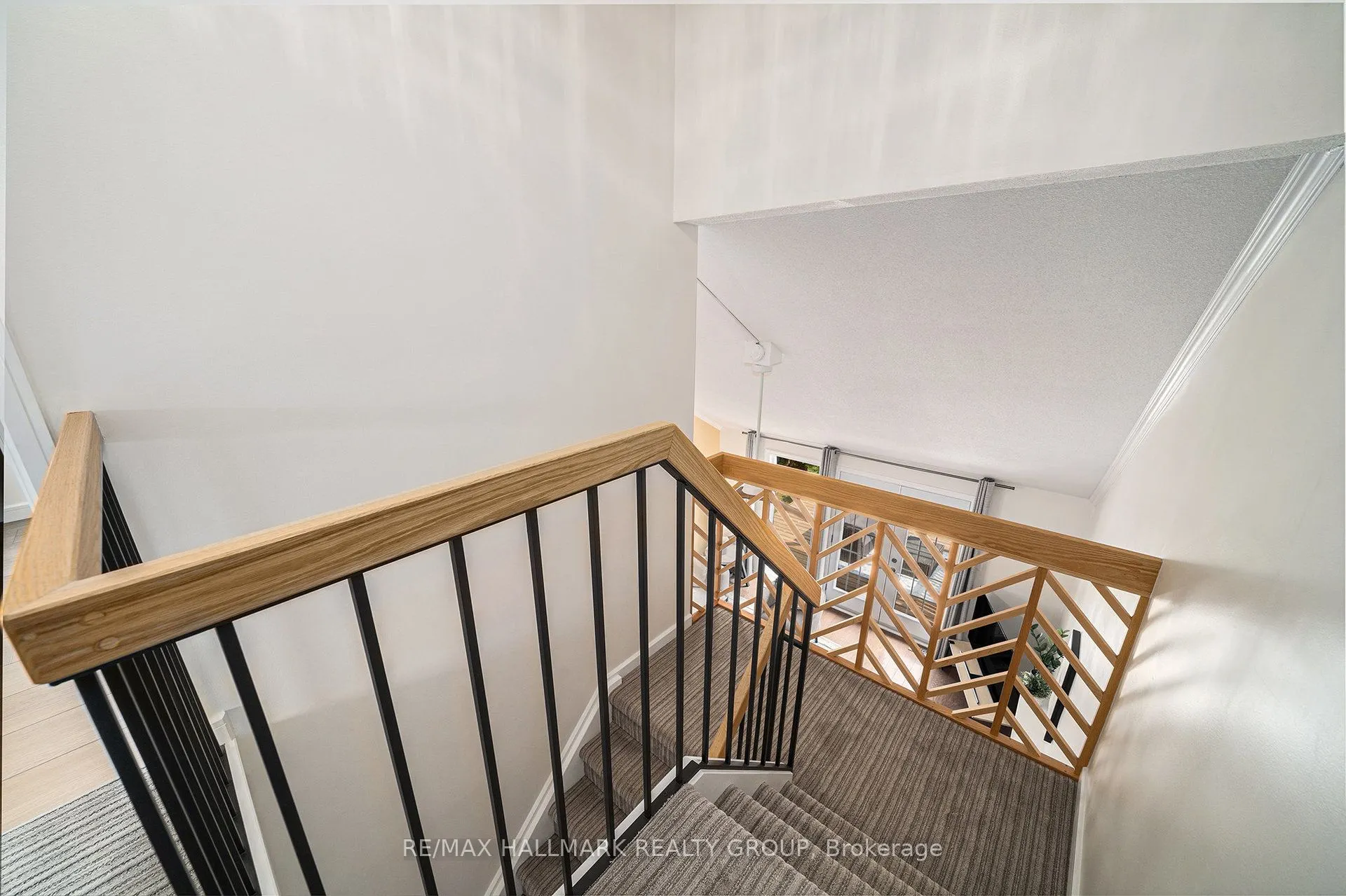 26 Aldgate Crescent