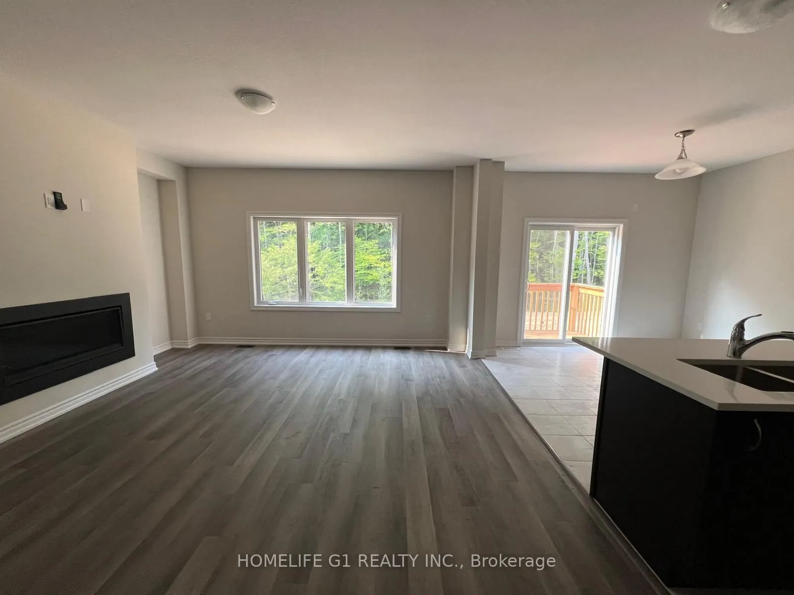 415 Beechwood Forest Lane