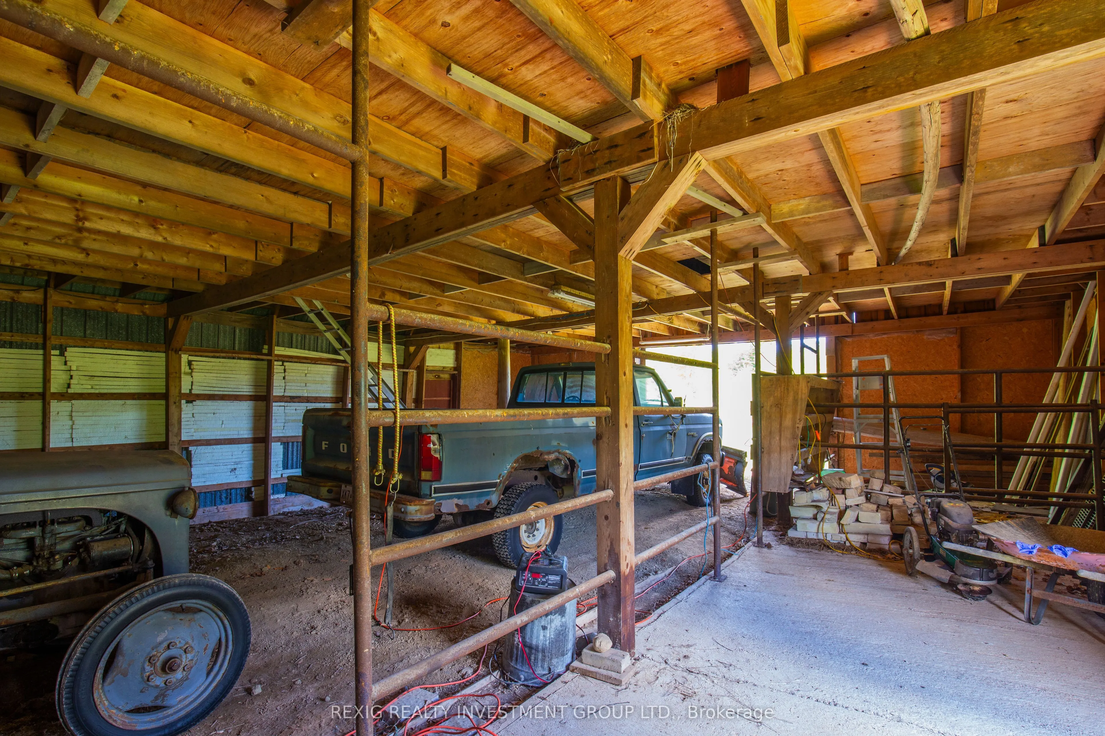 5114 Allan Path