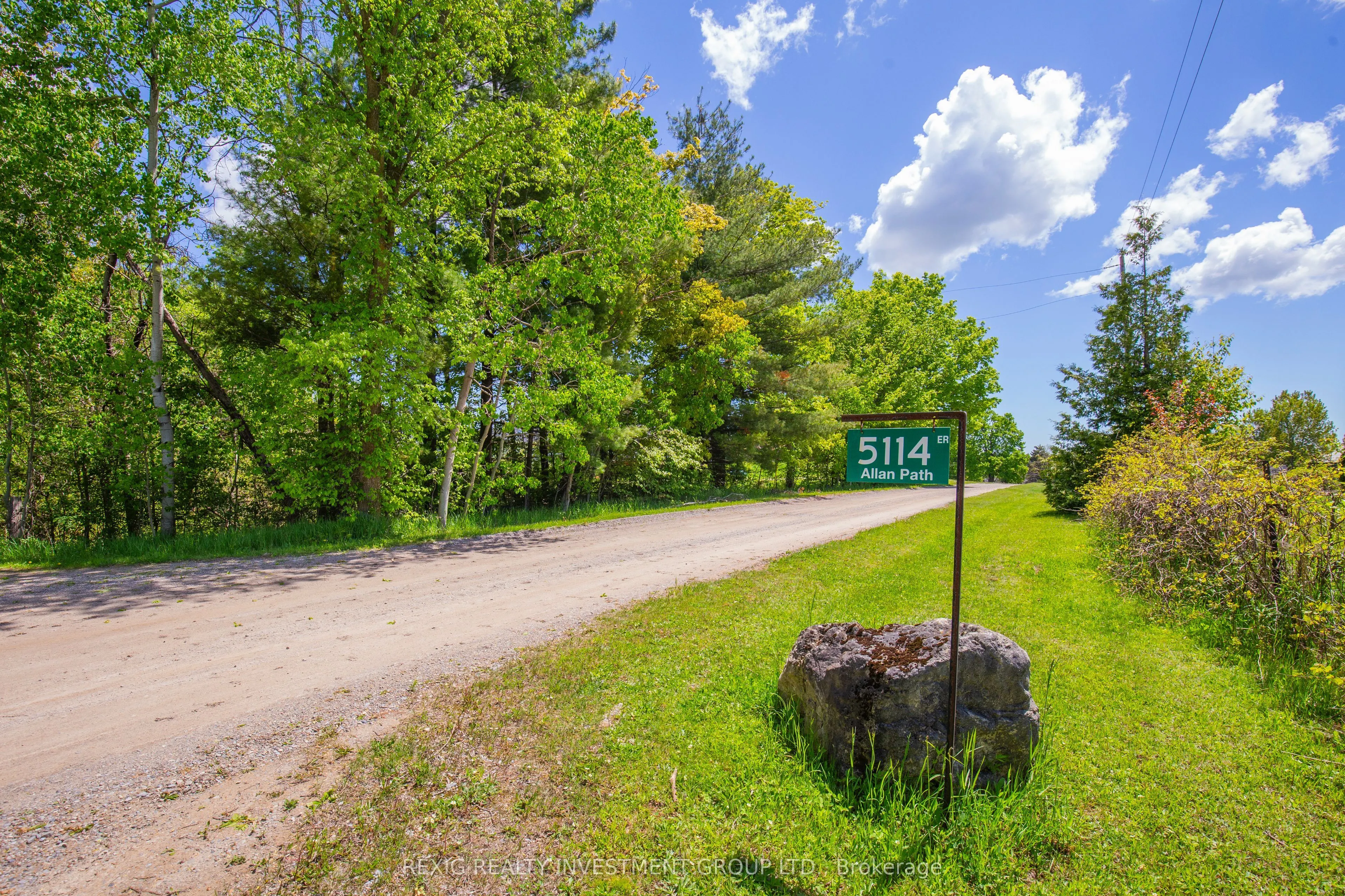 5114 Allan Path