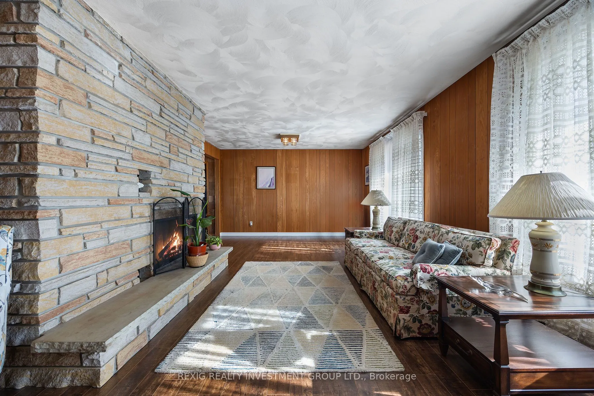 5114 Allan Path