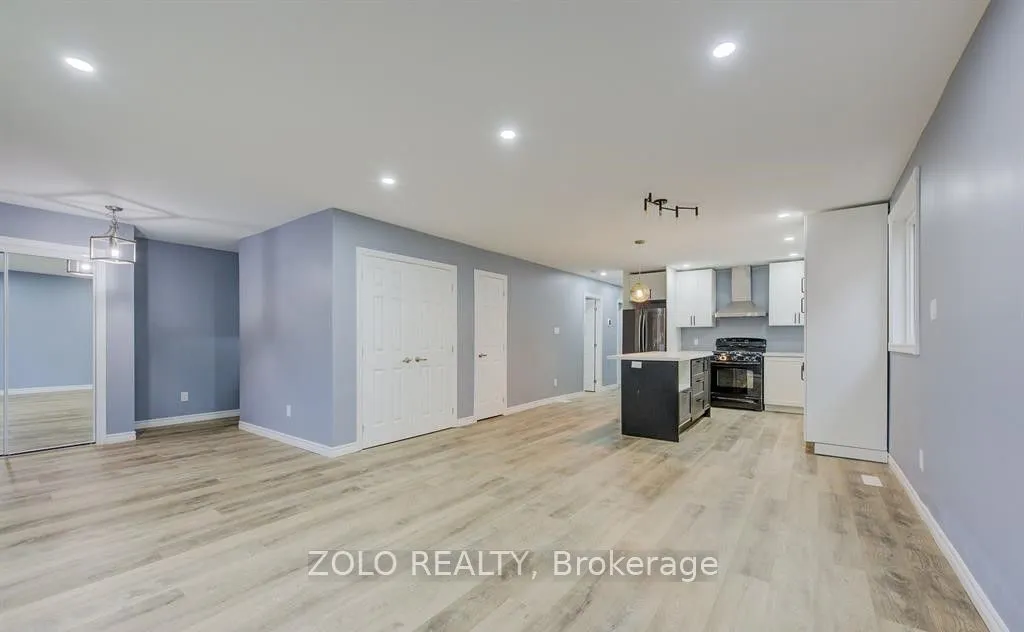 15 Nathaniel Crescent, #Upper