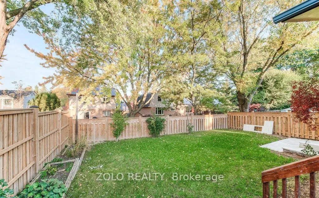 15 Nathaniel Crescent, #Upper