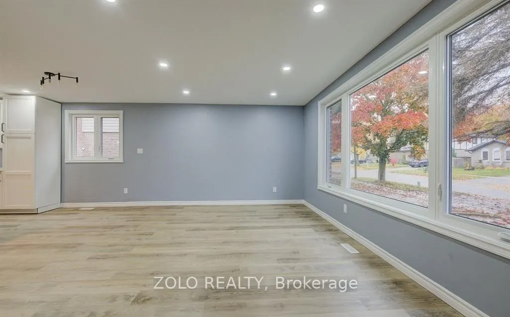 15 Nathaniel Crescent, #Upper