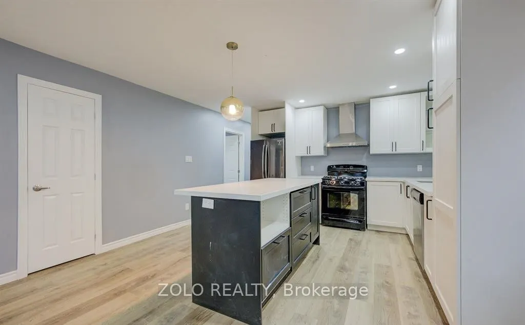 15 Nathaniel Crescent, #Upper