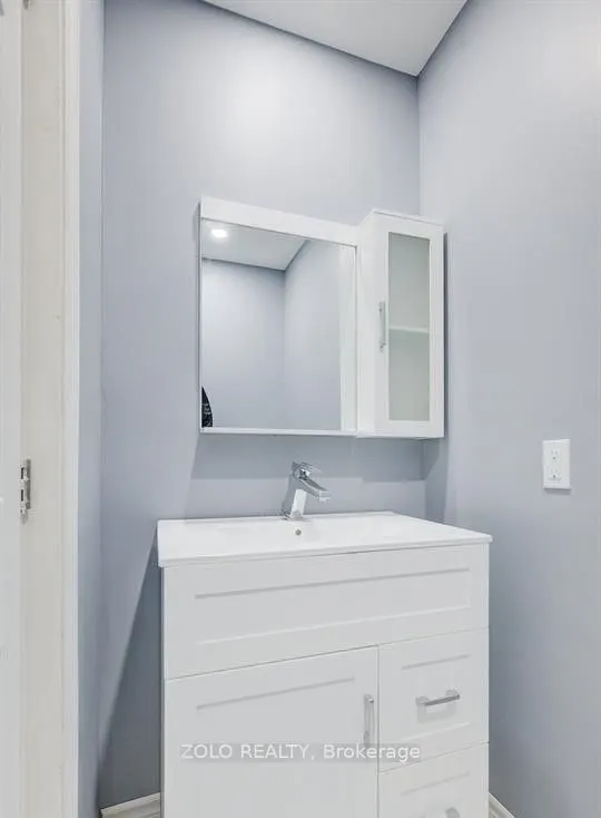 15 Nathaniel Crescent, #Upper