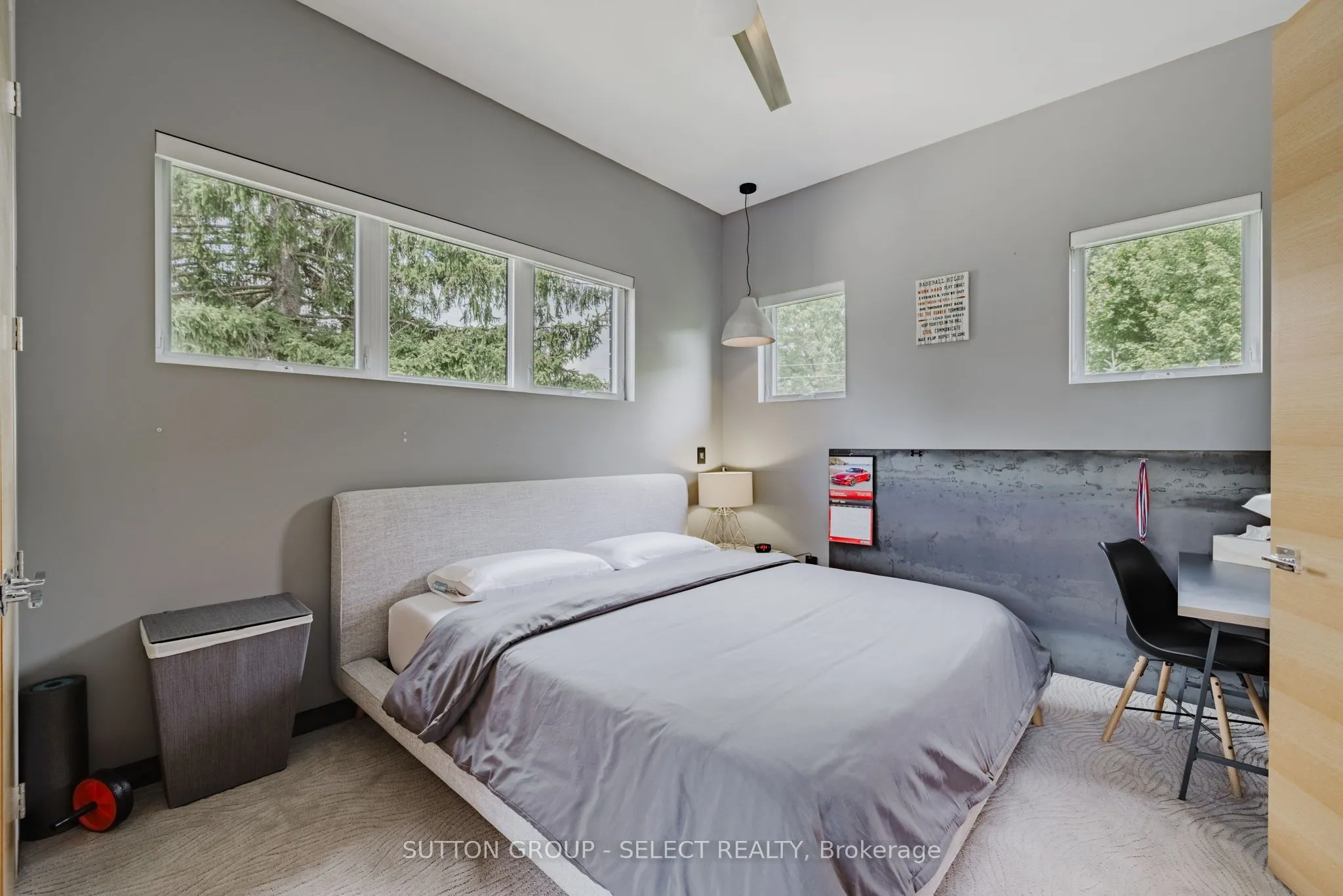 9385 ELVIAGE Drive