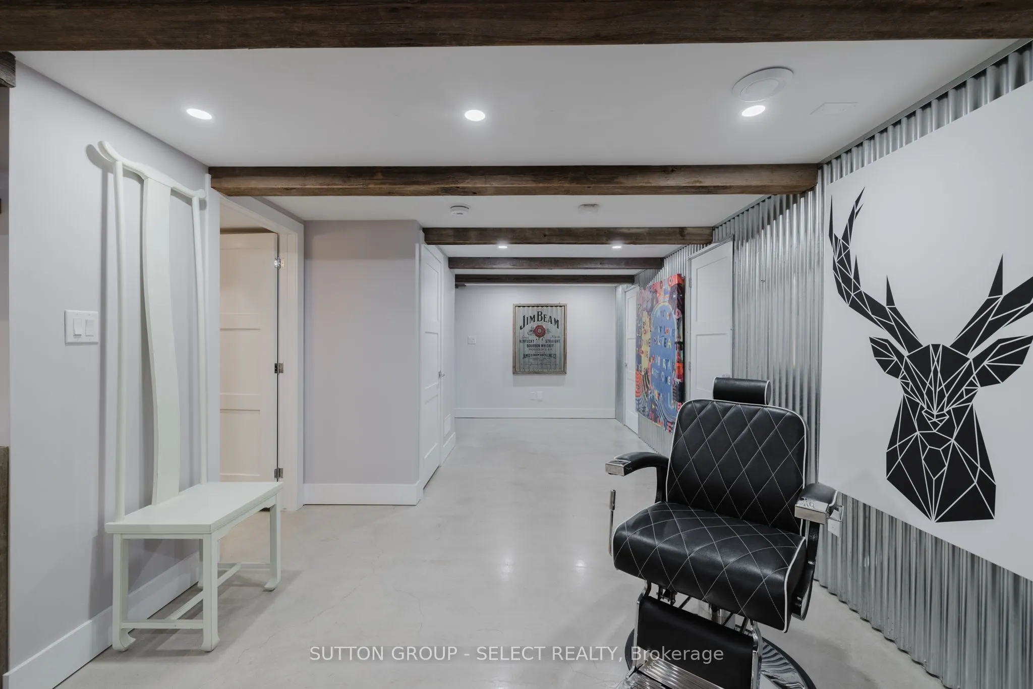 9385 ELVIAGE Drive