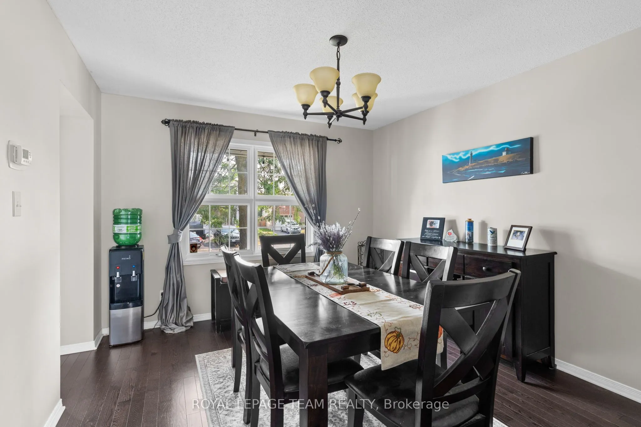 4 Candow Crescent