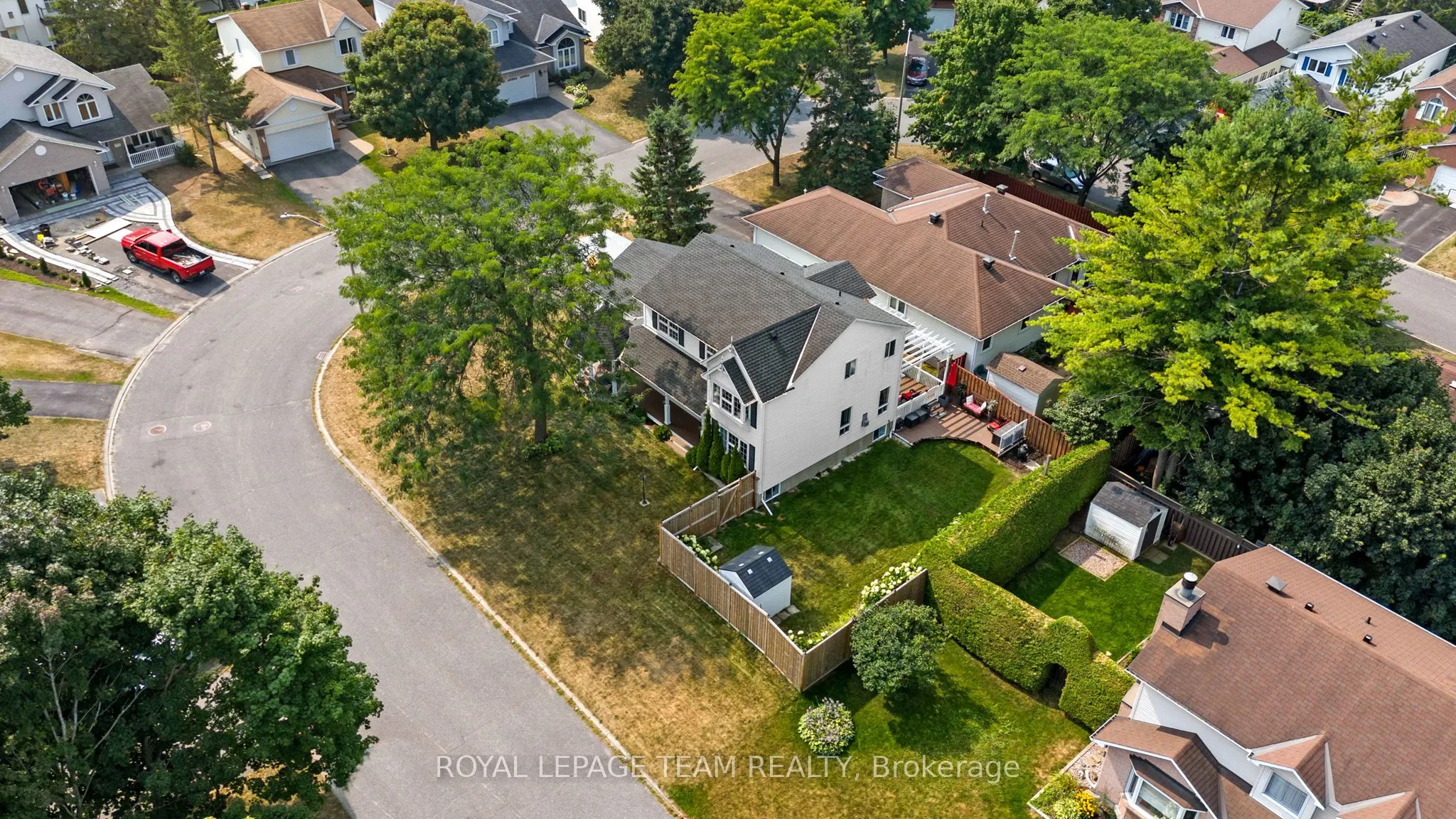 4 Candow Crescent