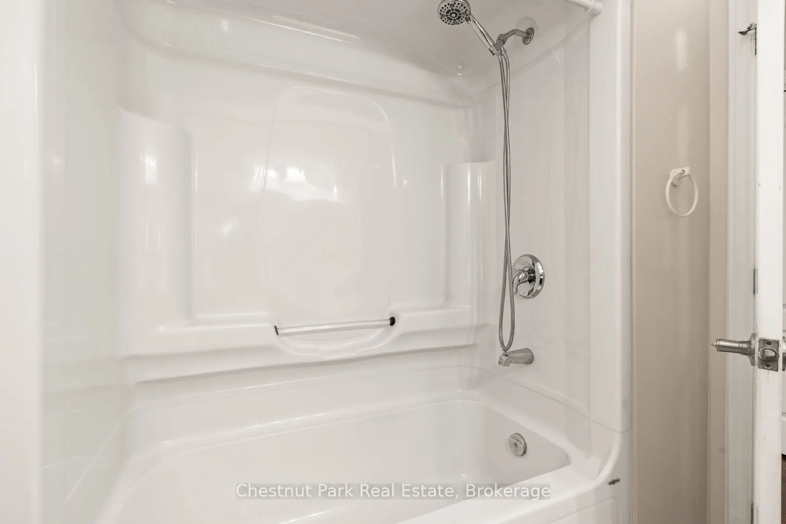 37 Silver Street, #13