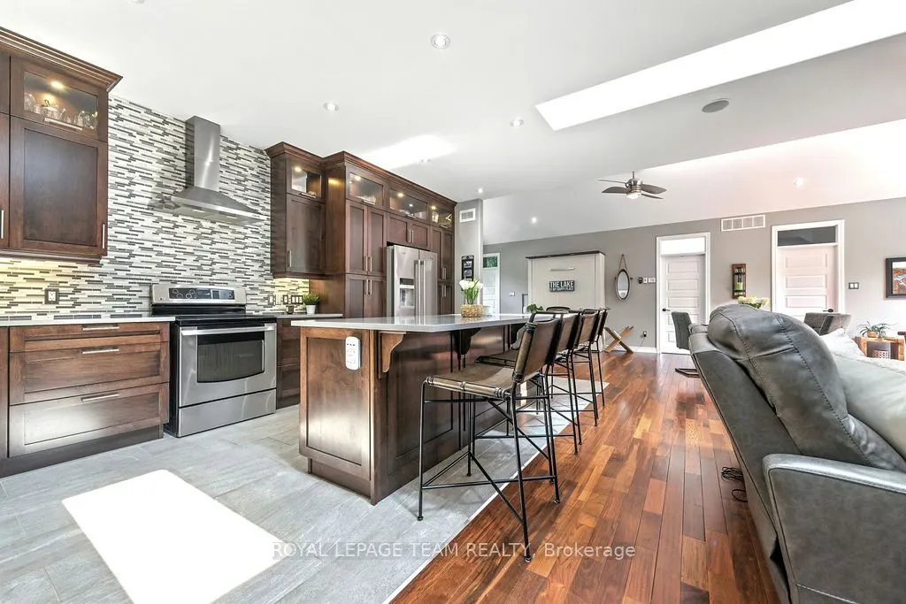104 Penny Lane