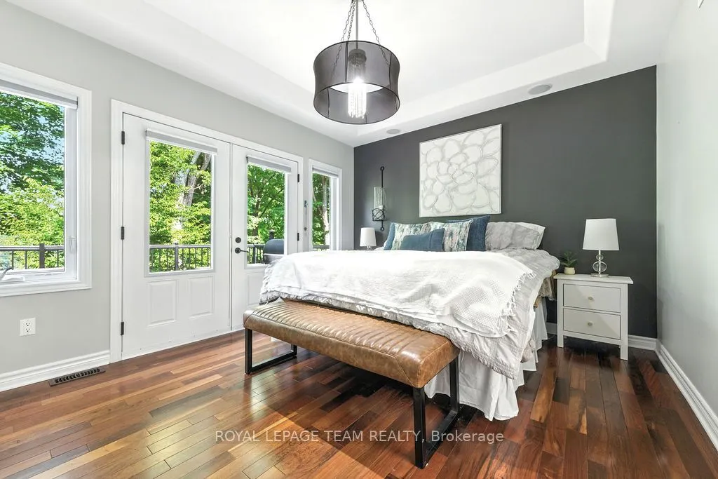 104 Penny Lane