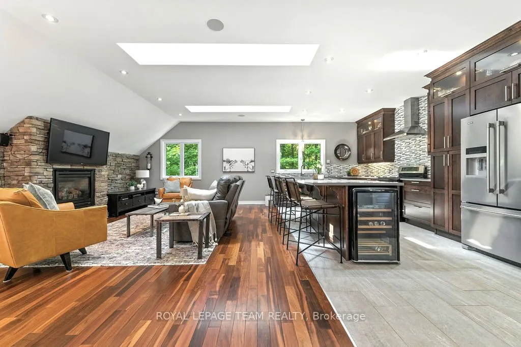 104 Penny Lane