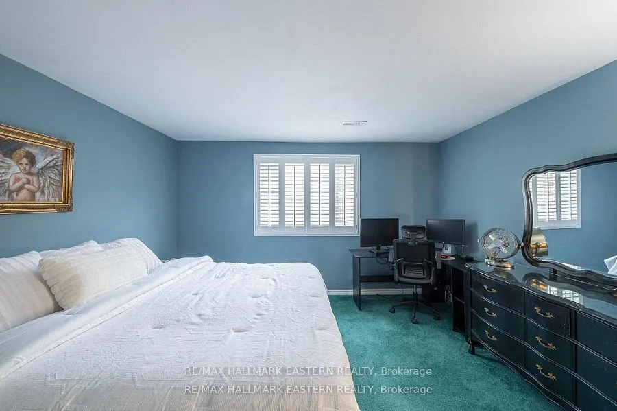 97 Peacock Boulevard