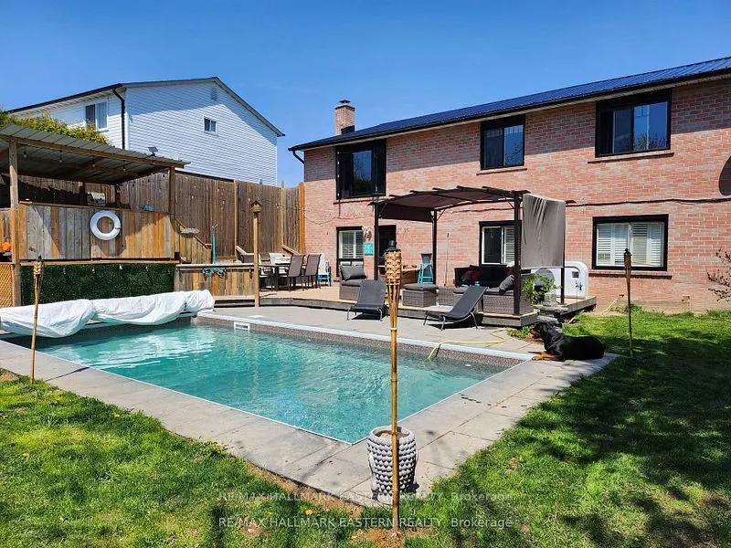 97 Peacock Boulevard