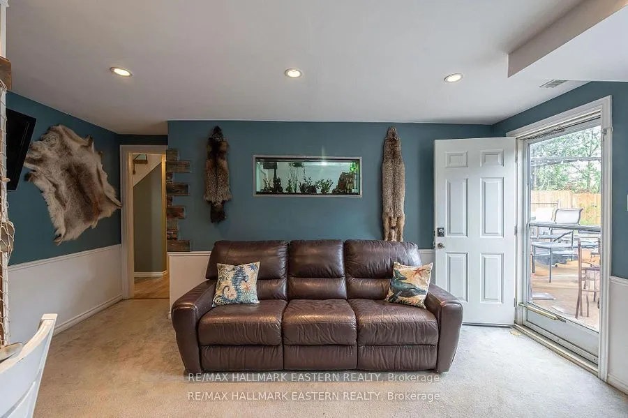 97 Peacock Boulevard