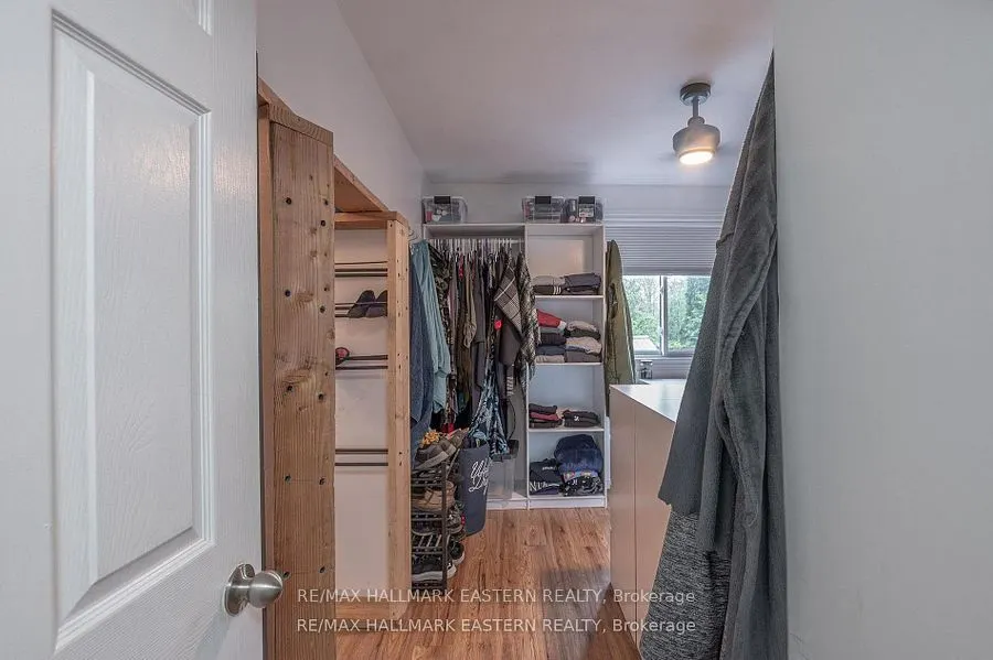 97 Peacock Boulevard