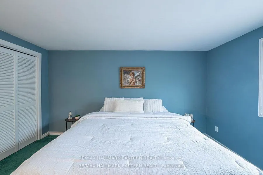 97 Peacock Boulevard