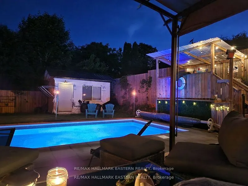 97 Peacock Boulevard