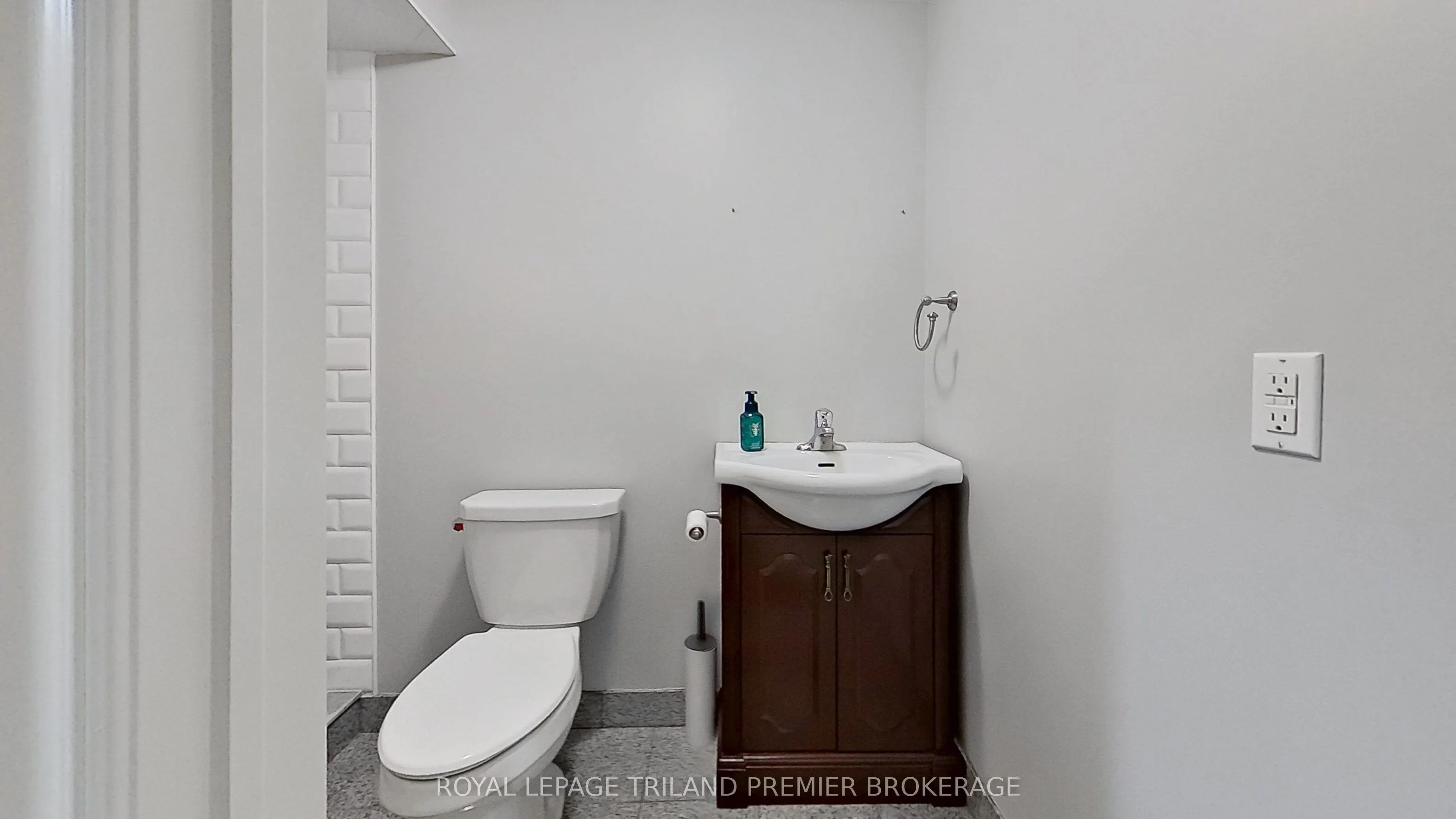 13 Kantor Court