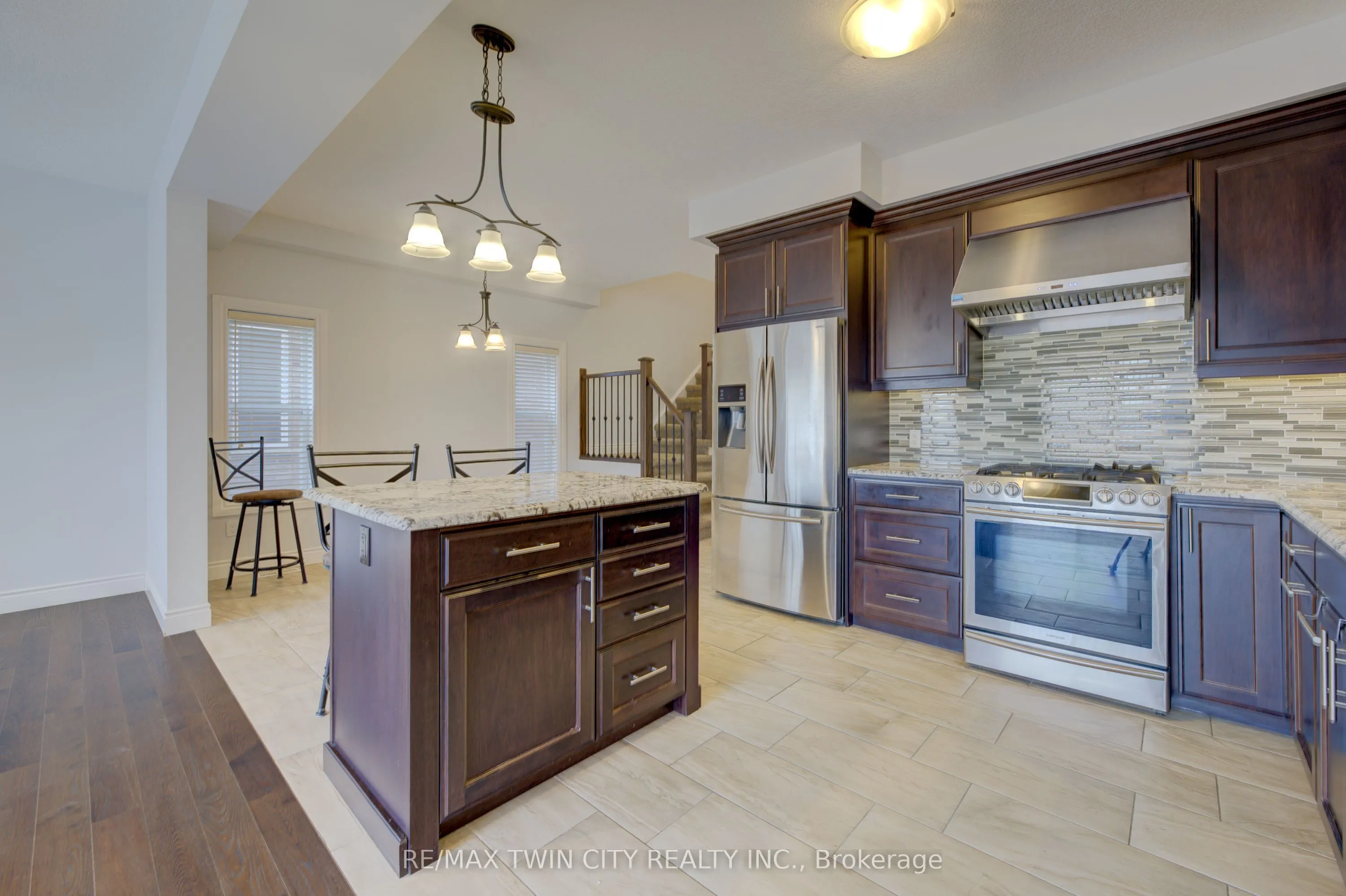 618 MONTPELLIER Drive, #A