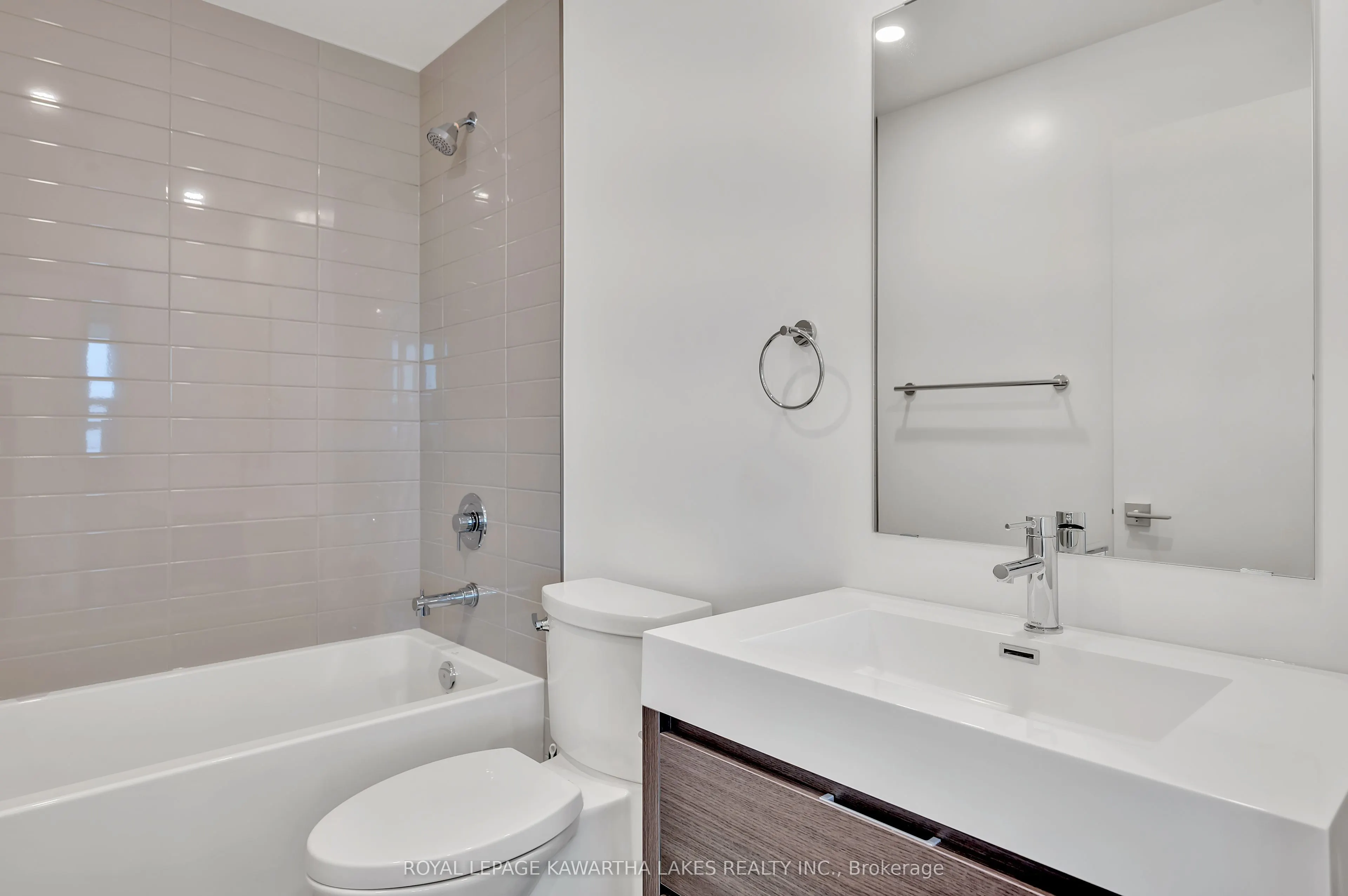 195 HUNTER Street E, #404