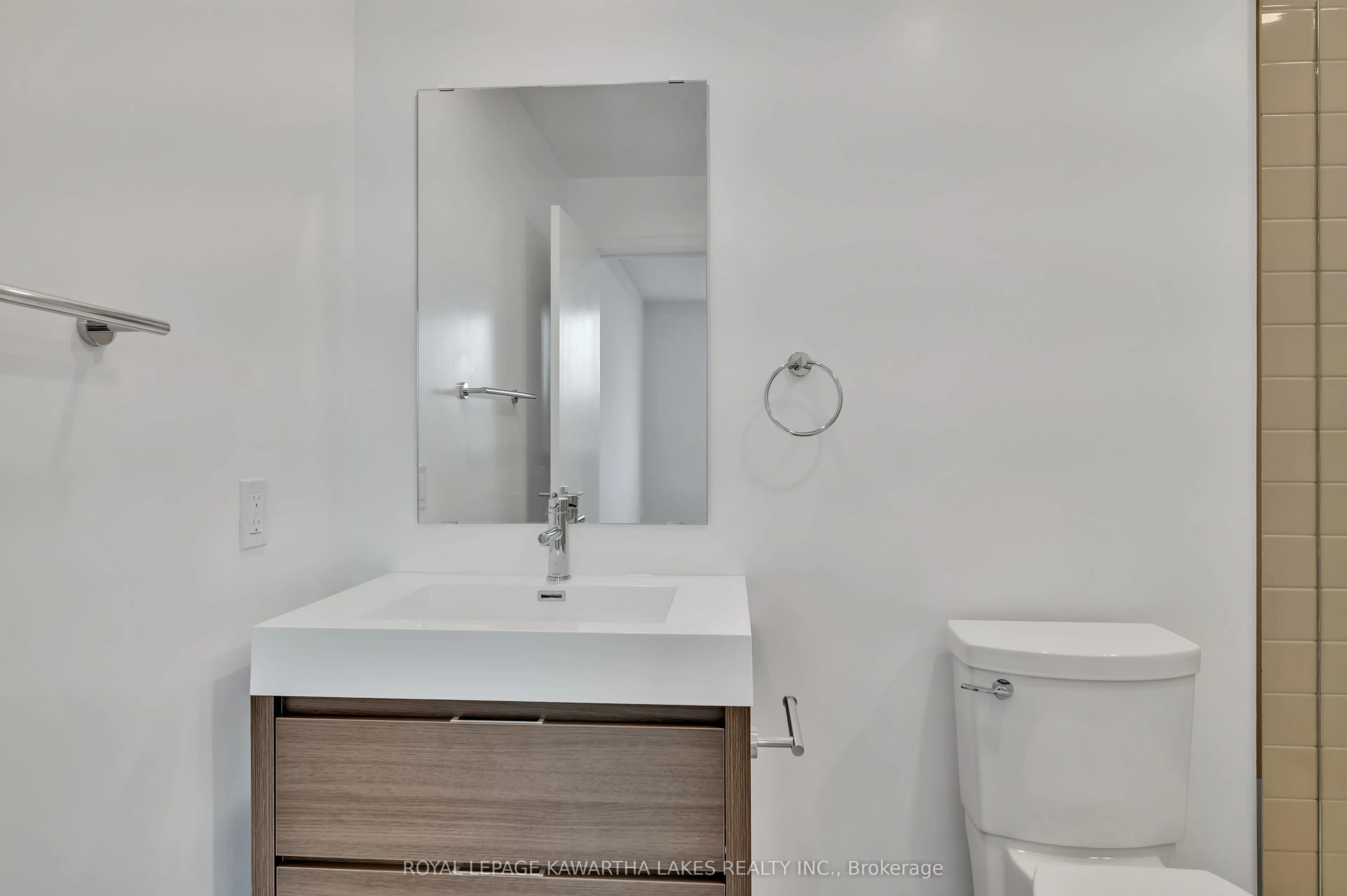 195 HUNTER Street E, #404