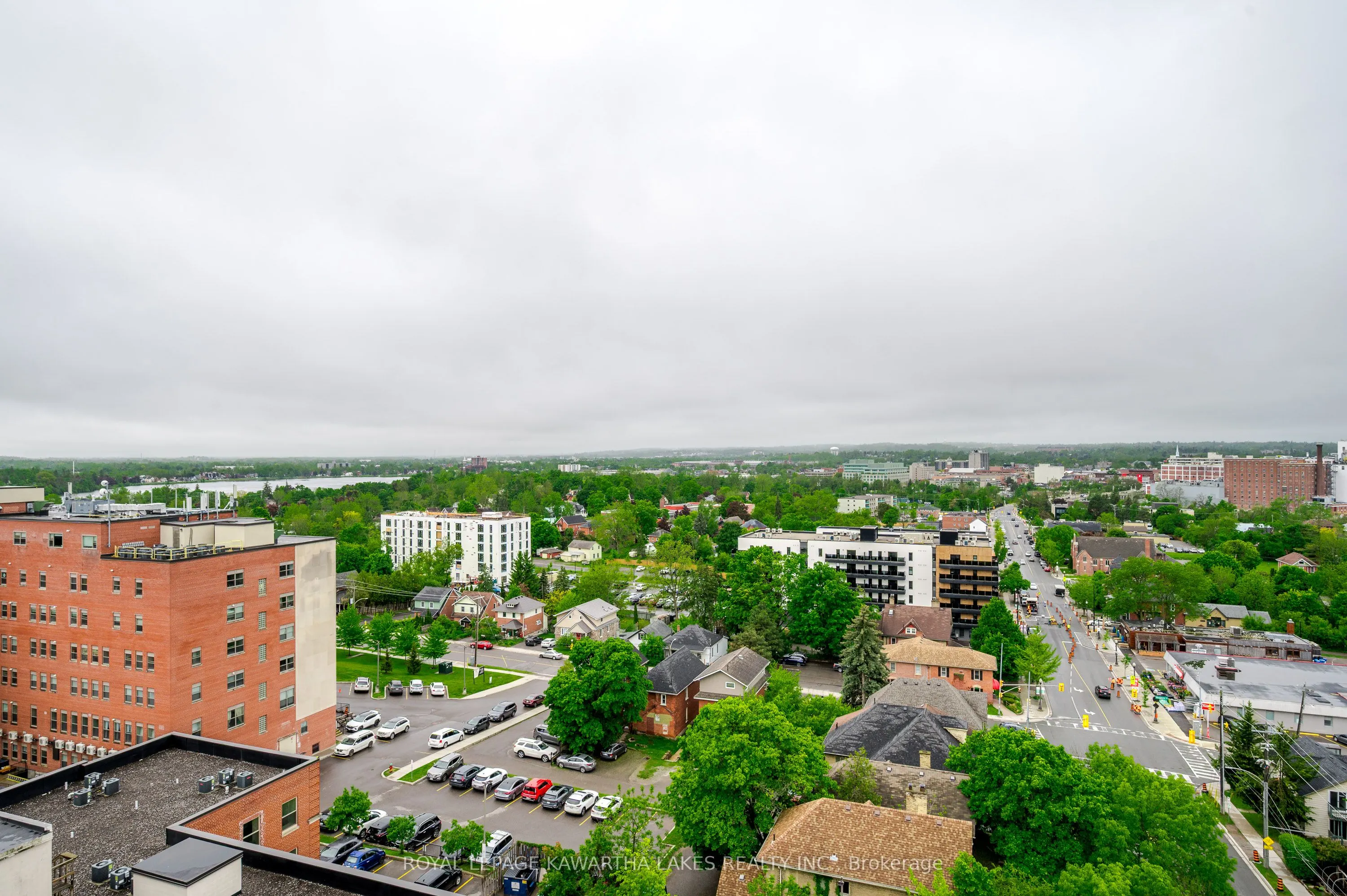 195 HUNTER Street E, #404