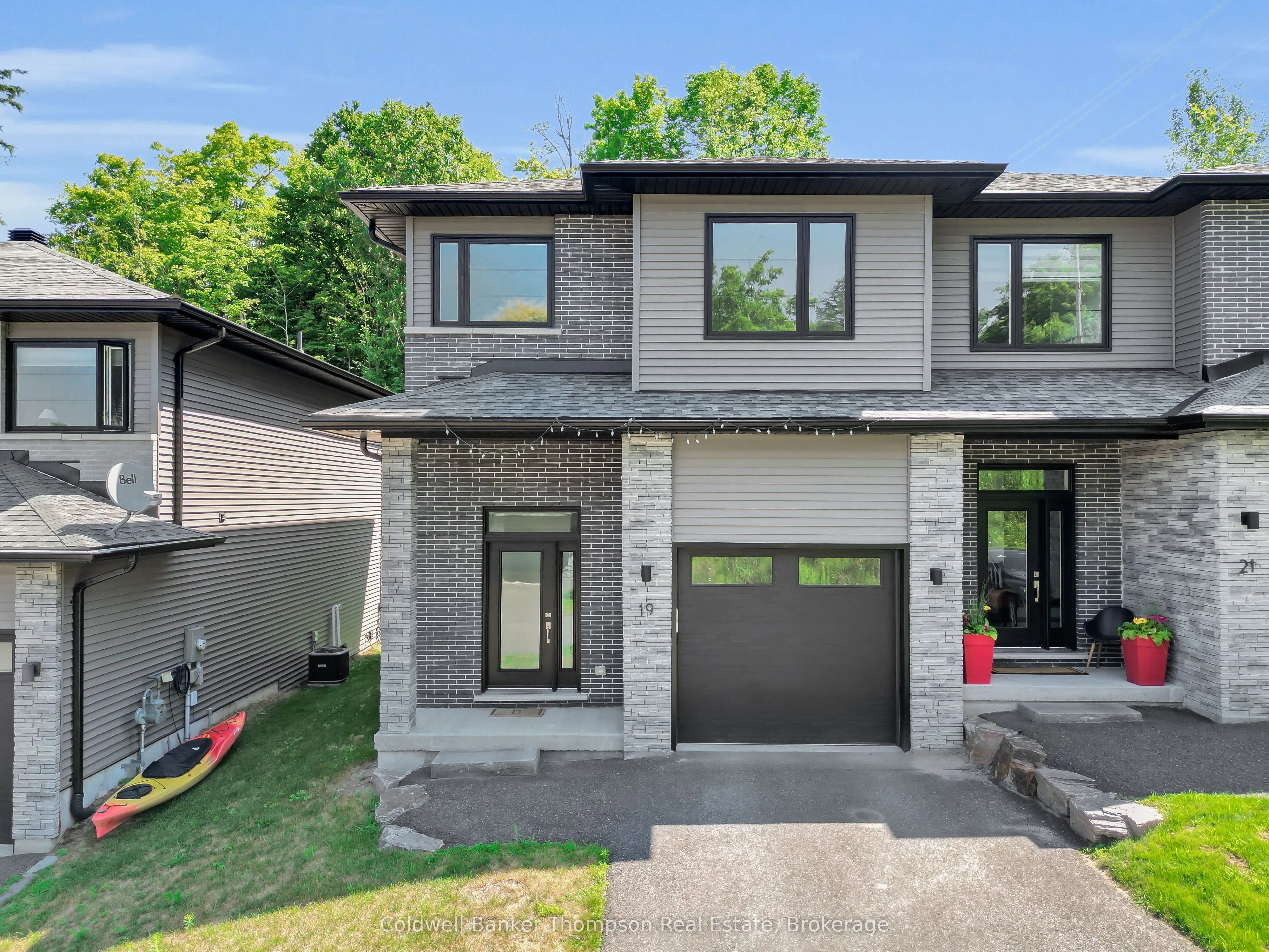 19 Cascade Lane