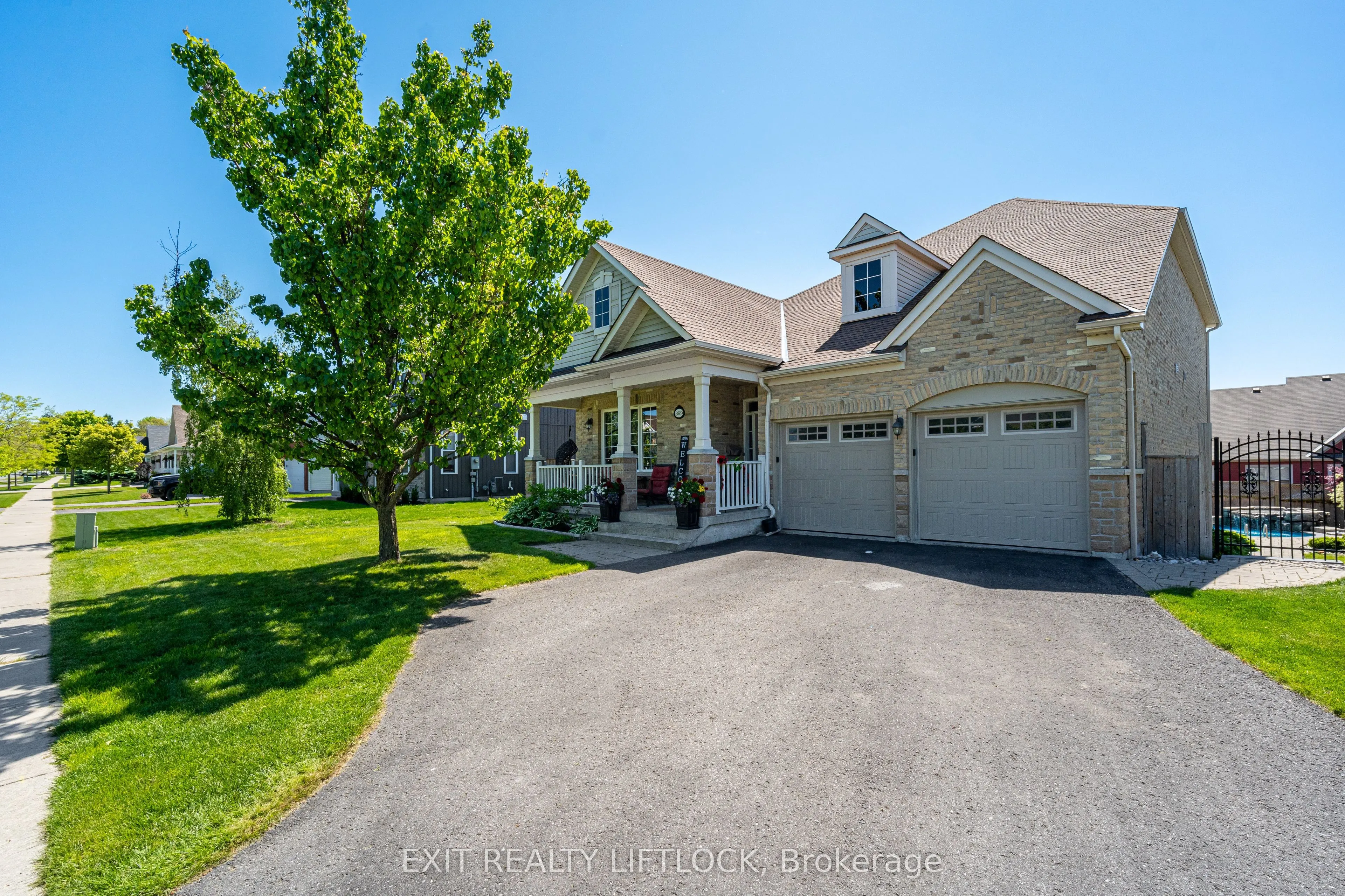 399 Lakeshore Road