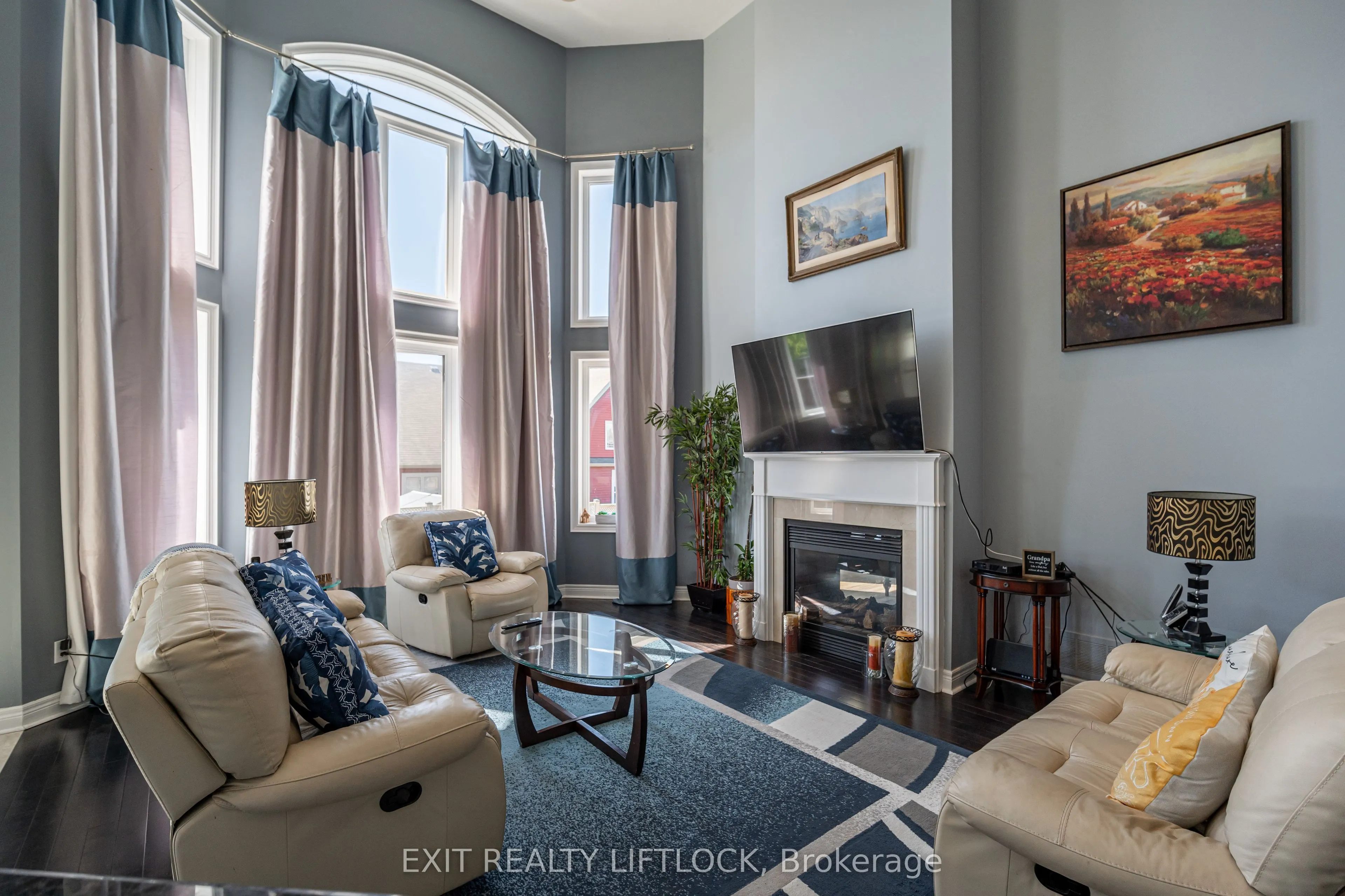 399 Lakeshore Road