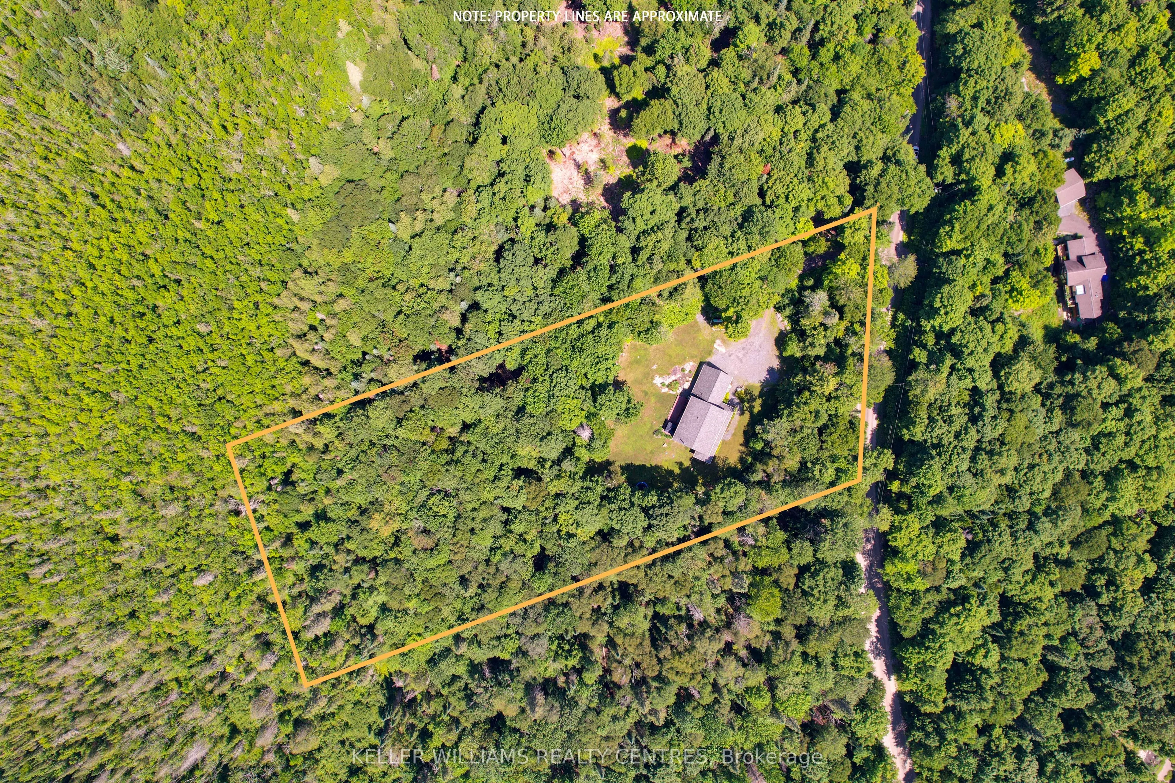 96 Lindgren Road E