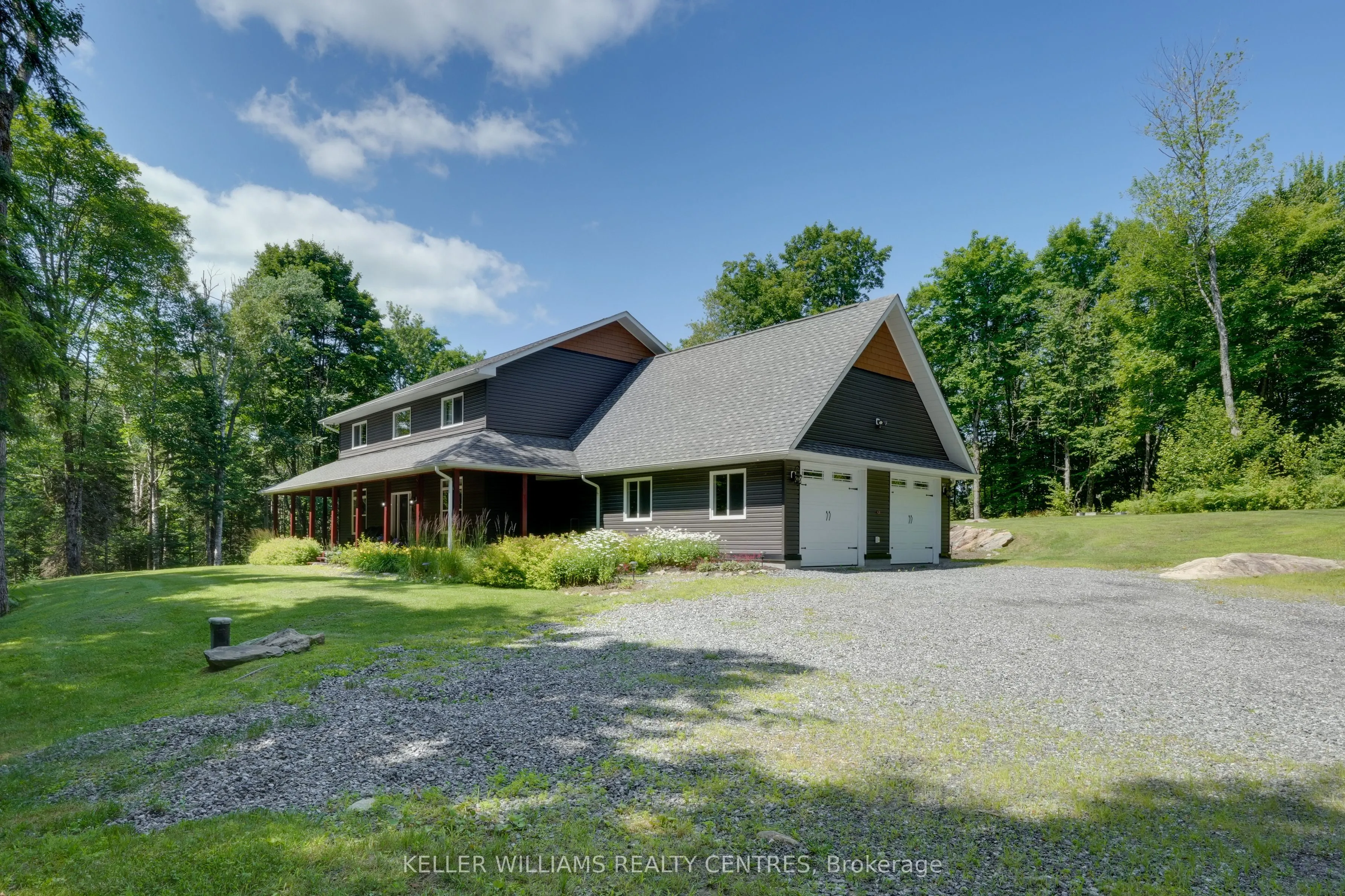 96 Lindgren Road E