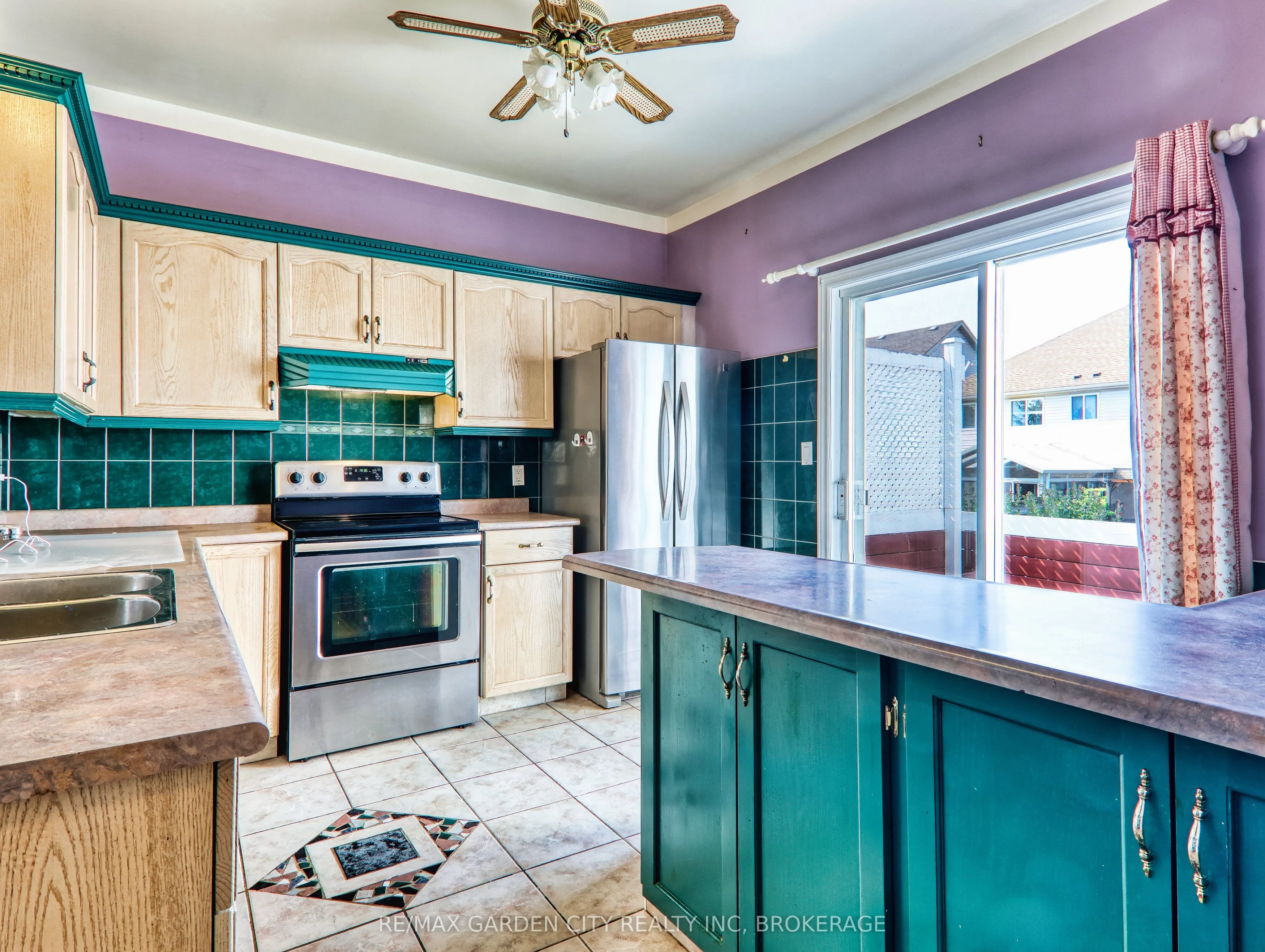 11 Cozocar Crescent