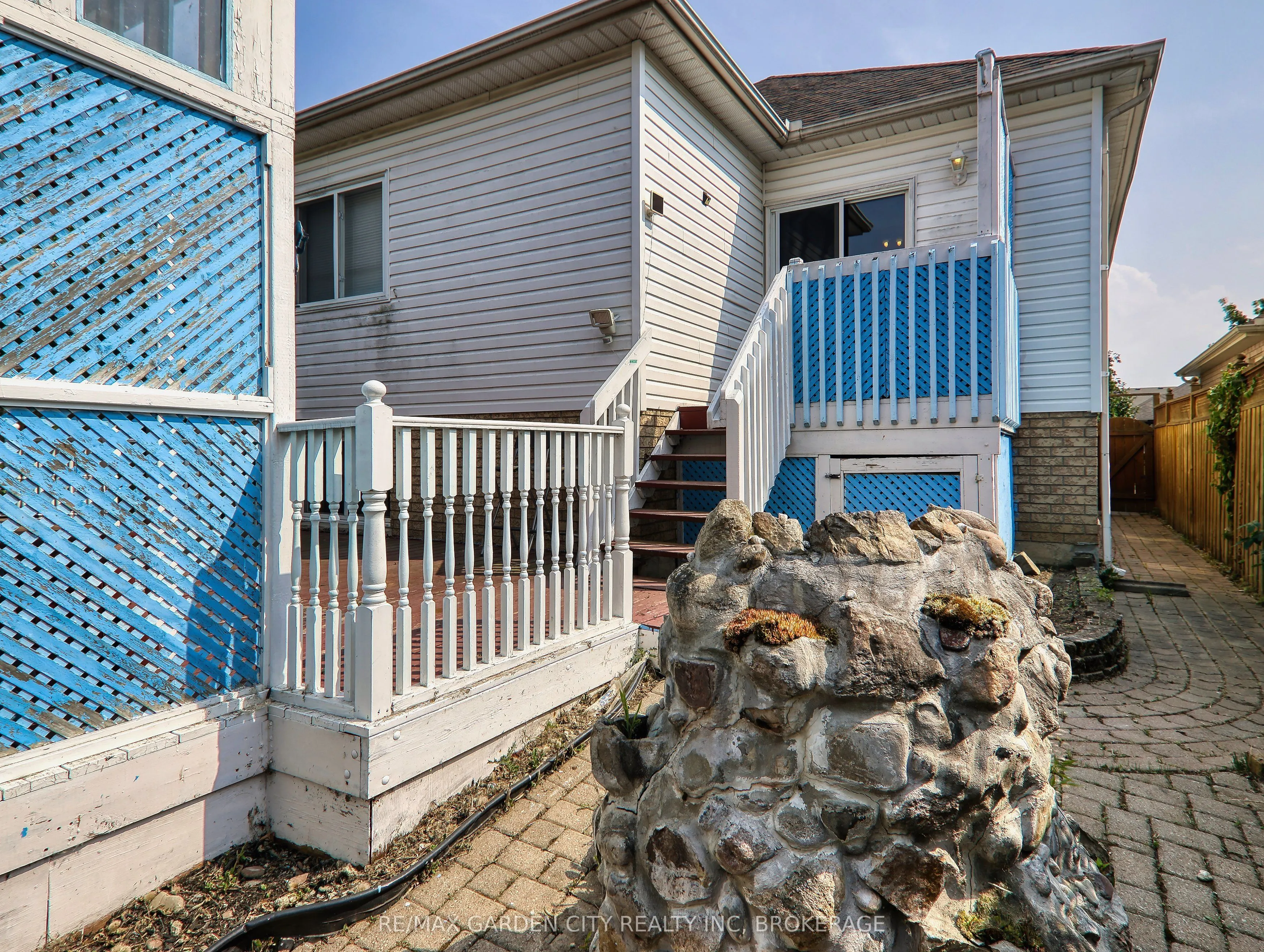 11 Cozocar Crescent