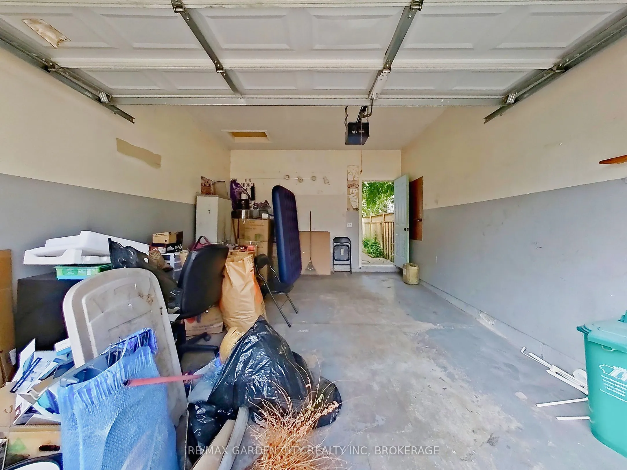 11 Cozocar Crescent