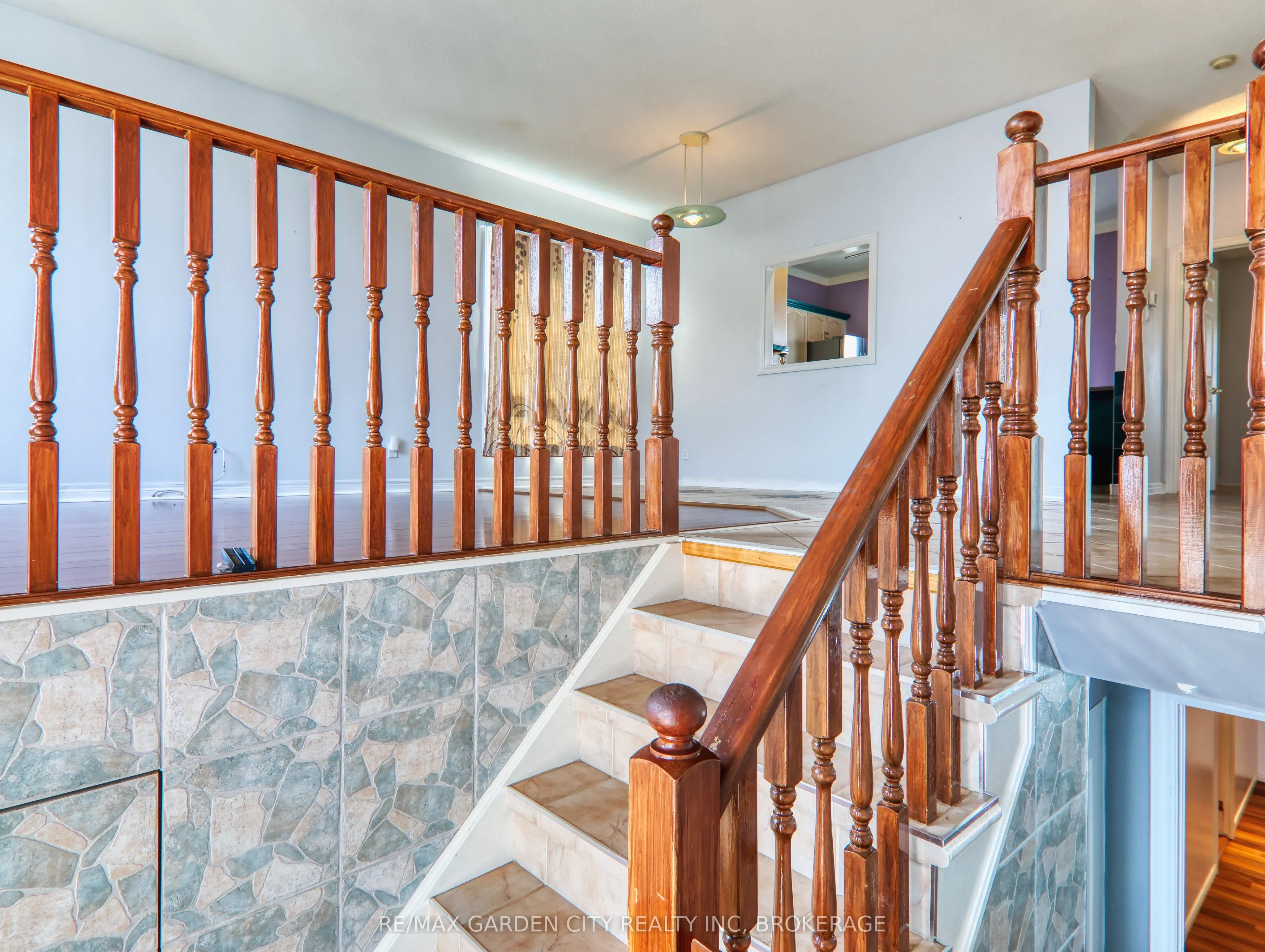 11 Cozocar Crescent
