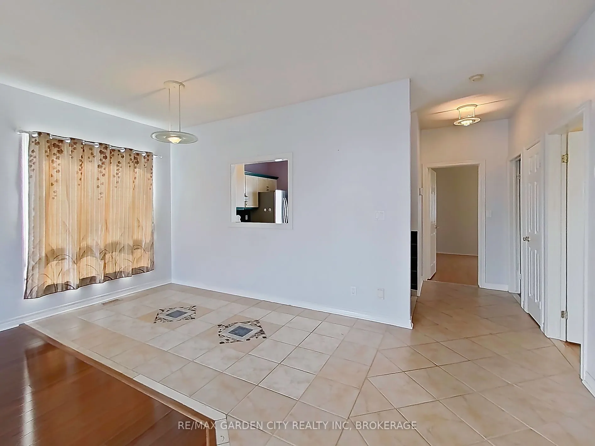 11 Cozocar Crescent