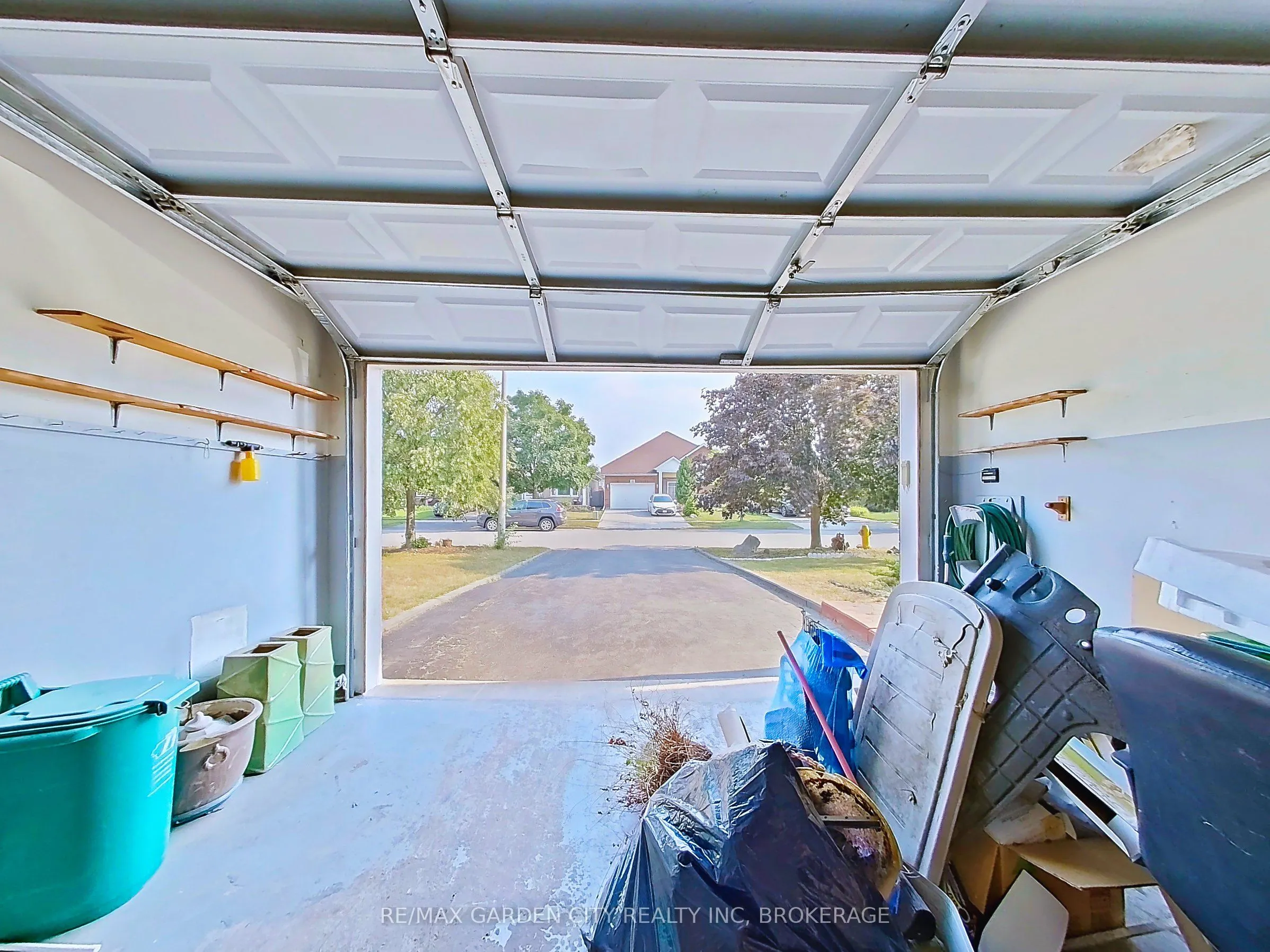 11 Cozocar Crescent
