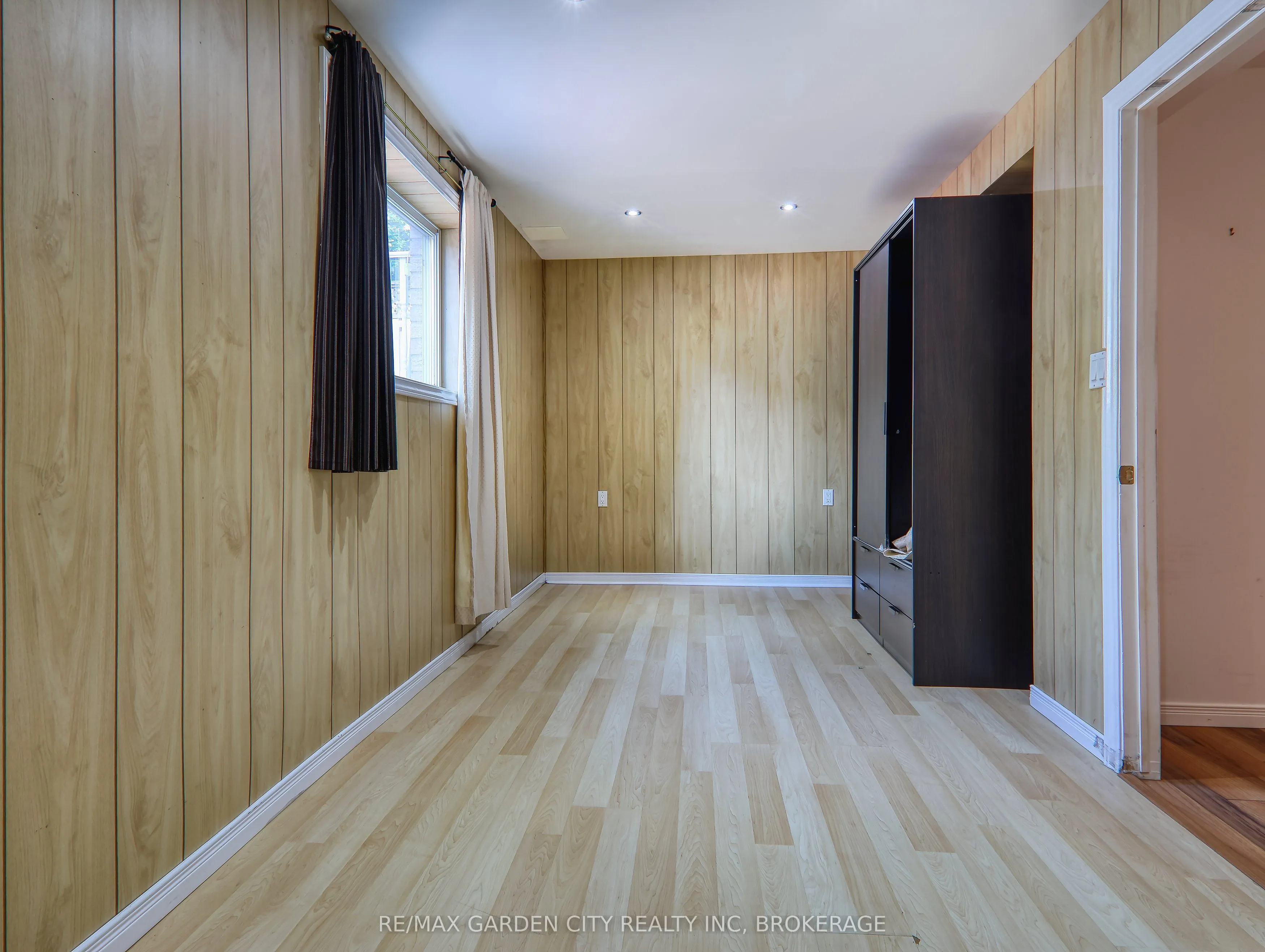 11 Cozocar Crescent