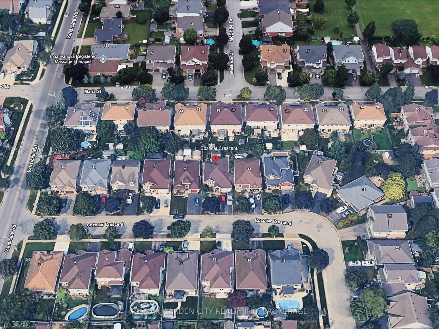 11 Cozocar Crescent