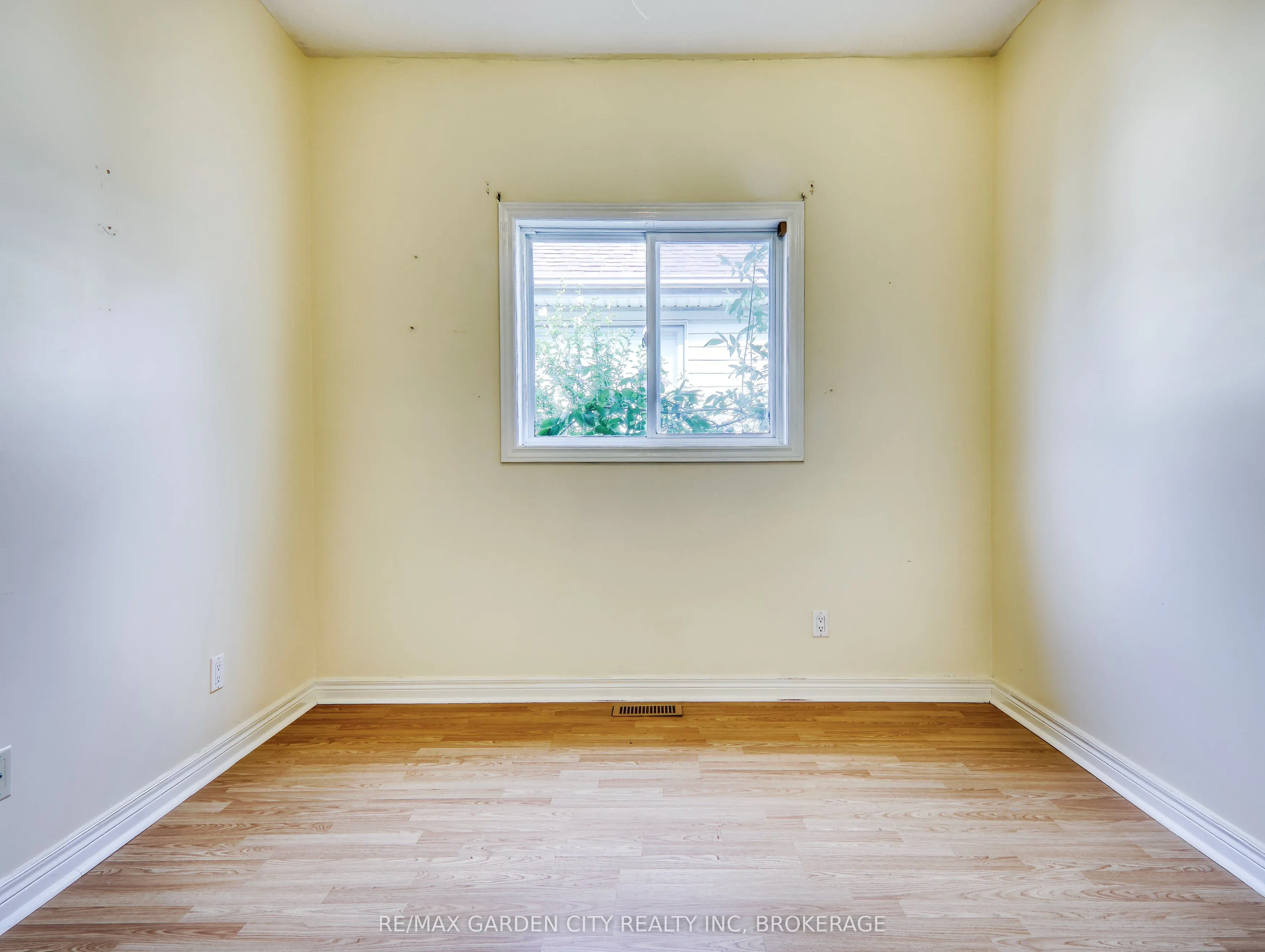 11 Cozocar Crescent